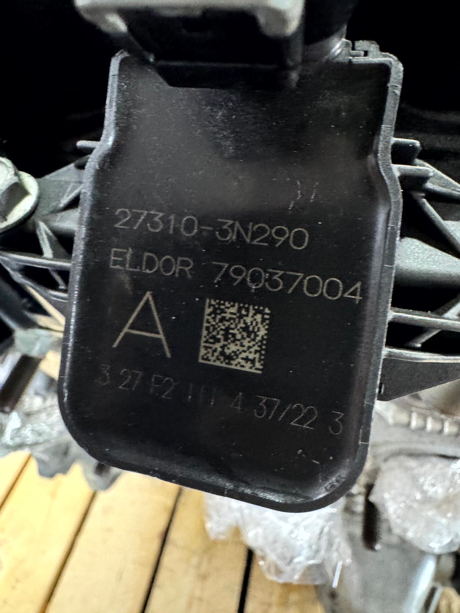 https://ycs.partsauto.market/partsauto-images/thmbs/userImages/184a1788b1ef29d1523366422912a882/part/8a4eb125-a2df-4f73-8e85-6da8d4c78681_1788342086031.jpg