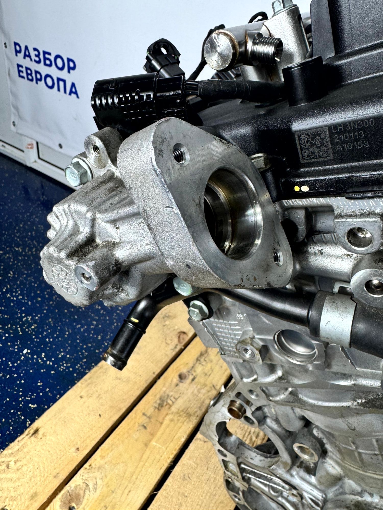 https://ycs.partsauto.market/partsauto-images/thmbs/userImages/184a1788b1ef29d1523366422912a882/part/c778ae7f-2a3e-411f-a9d1-46da2dda1a85_1788342084418.jpg