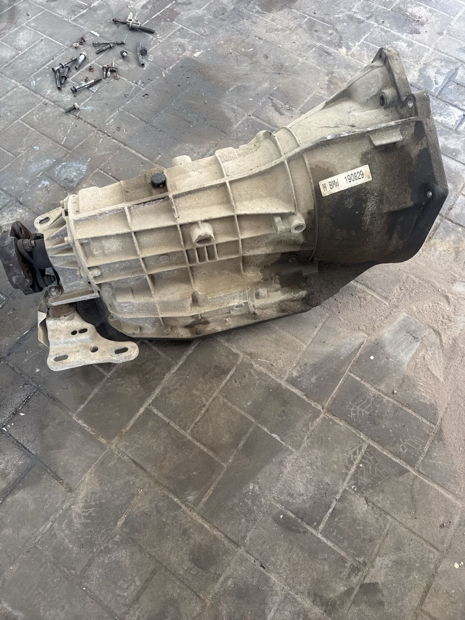 https://ycs.partsauto.market/partsauto-images/thmbs/userImages/1bf712eea6522467ebc9f620e3ae6eb6/part/55ae69d9-b2e4-44cf-bdce-beb28a6d099a_1785155347365.jpg