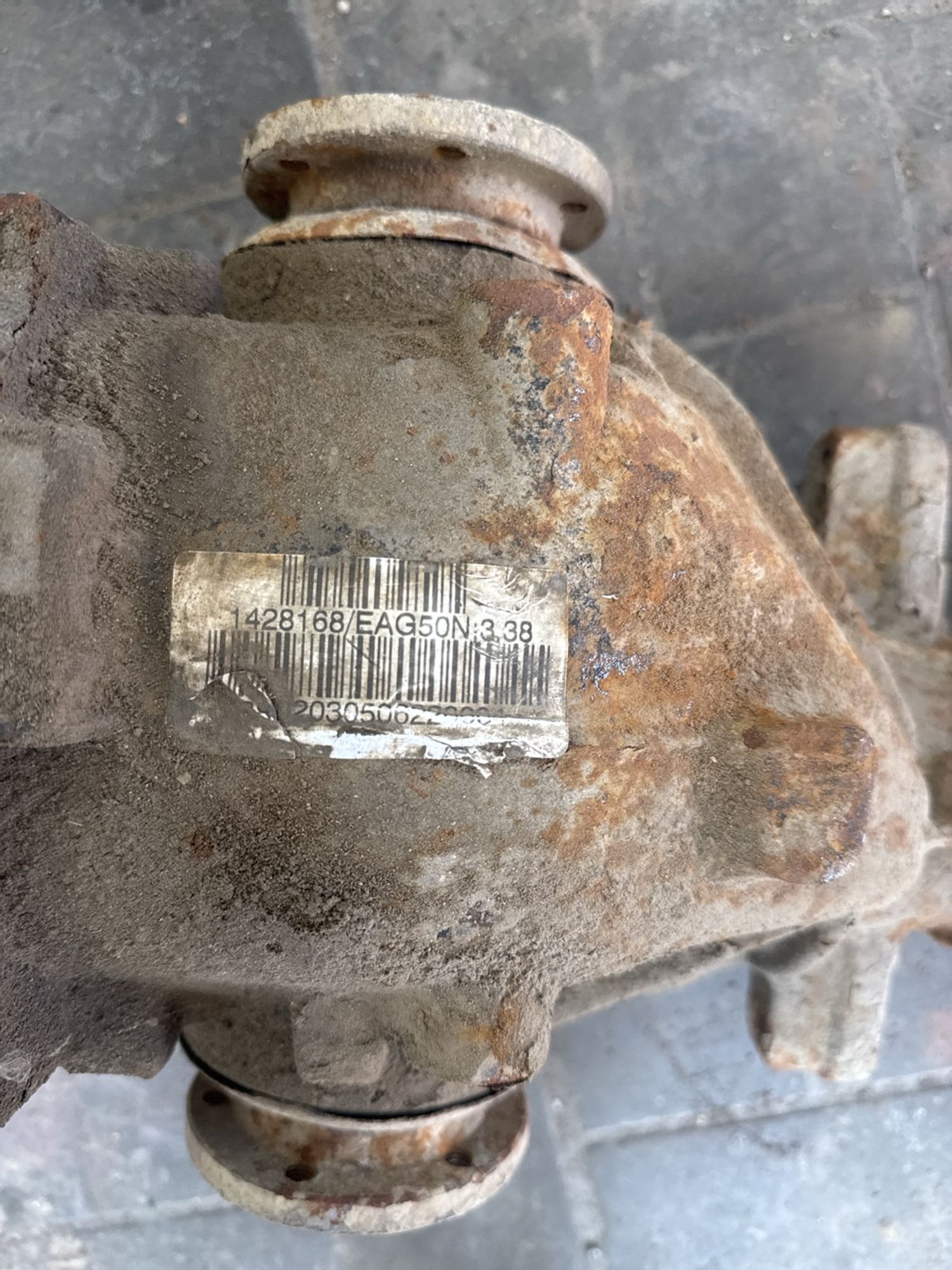 https://ycs.partsauto.market/partsauto-images/thmbs/userImages/1bf712eea6522467ebc9f620e3ae6eb6/part/7260cfdd-9d4b-4715-8a7b-e0d58419d970_1785155345800.jpg