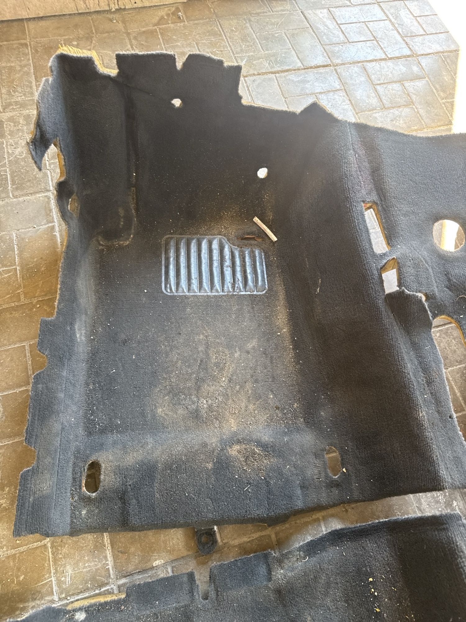 https://ycs.partsauto.market/partsauto-images/thmbs/userImages/1bf712eea6522467ebc9f620e3ae6eb6/part/7490e2c8-68ff-44b9-9acd-e1b64fa82bca_1785140757110.jpg