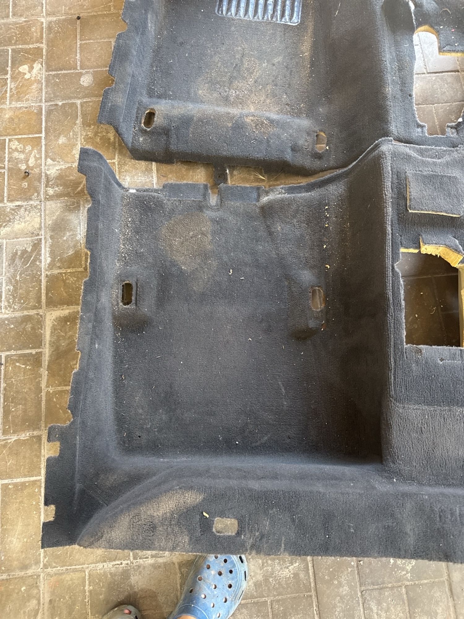 https://ycs.partsauto.market/partsauto-images/thmbs/userImages/1bf712eea6522467ebc9f620e3ae6eb6/part/888ccd65-3c78-47a1-9c9e-f12ade087746_1785140758828.jpg