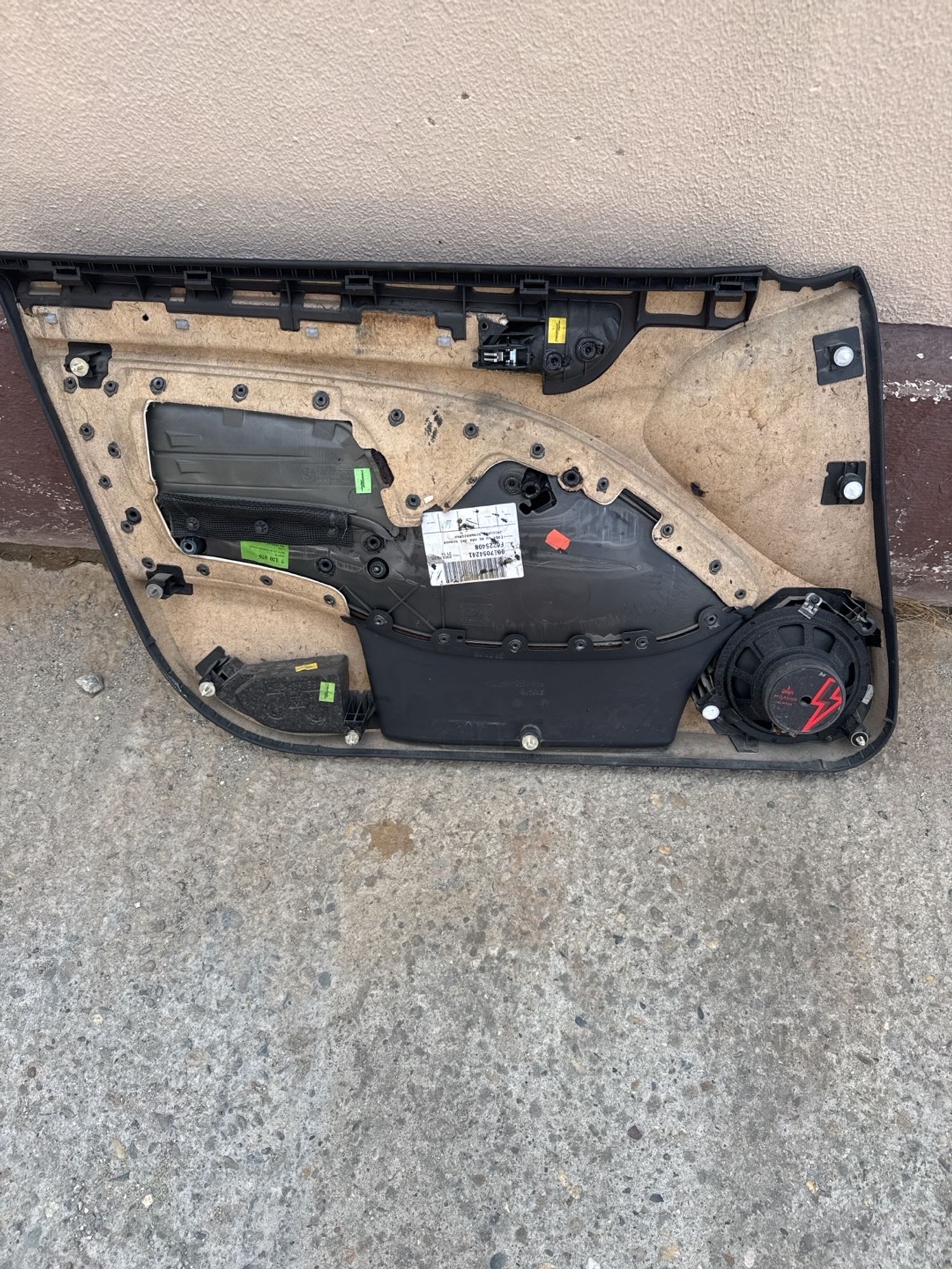https://ycs.partsauto.market/partsauto-images/thmbs/userImages/1bf712eea6522467ebc9f620e3ae6eb6/part/bbd900b3-6393-43fe-98f9-520d93a68ce1_1785140900479.jpg