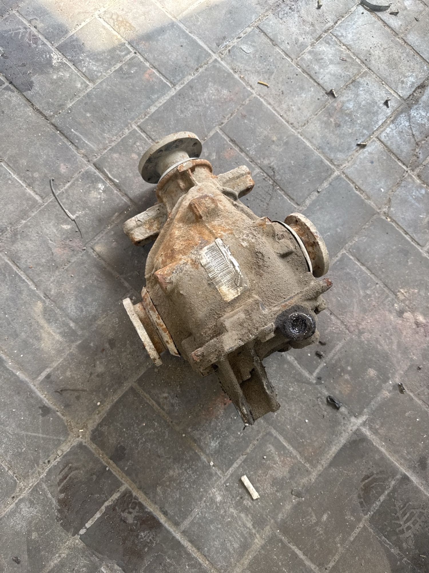 https://ycs.partsauto.market/partsauto-images/thmbs/userImages/1bf712eea6522467ebc9f620e3ae6eb6/part/bf7cd62e-c980-40d7-8505-8a7c53bed57f_1785155346587.jpg