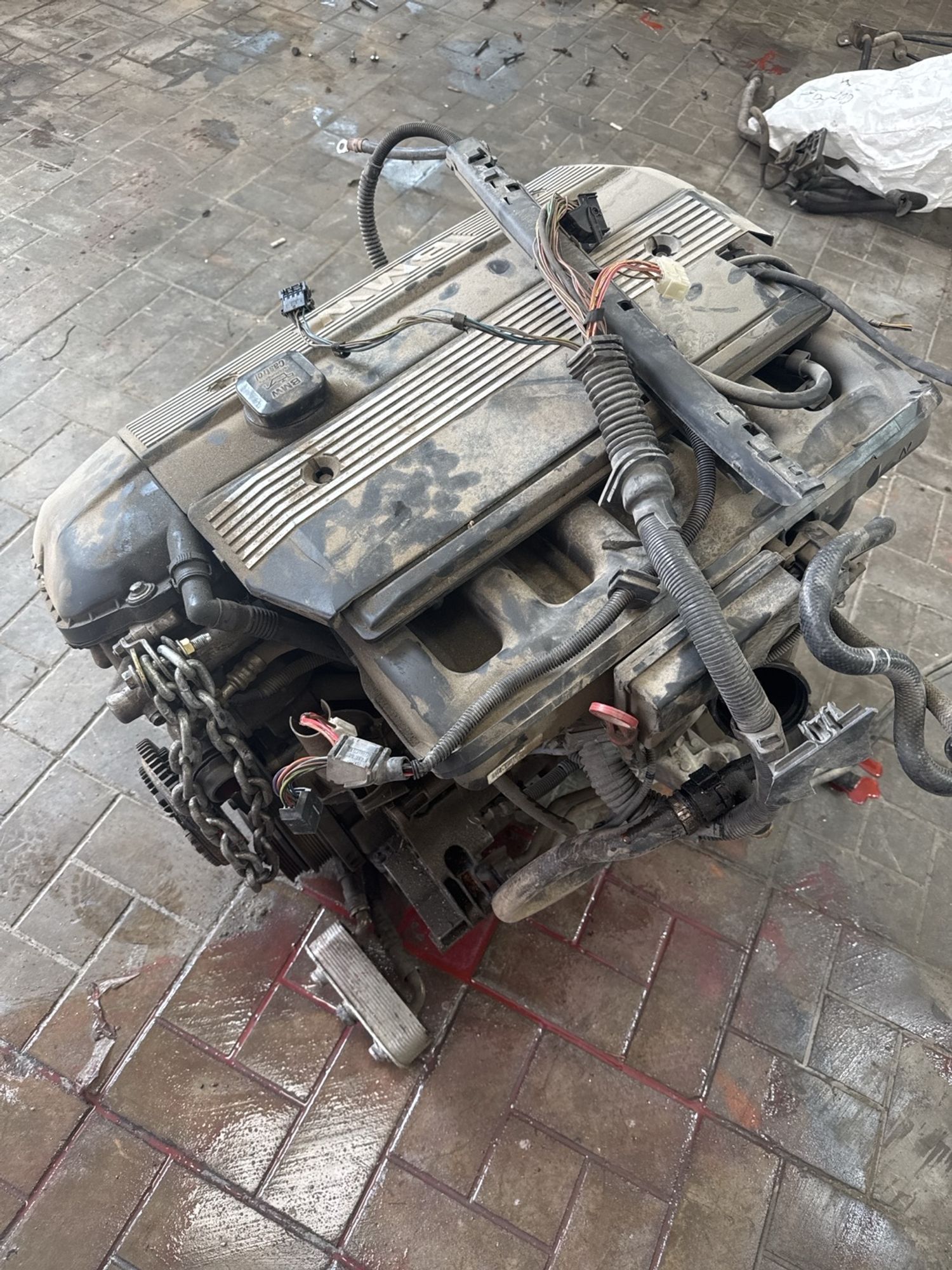 https://ycs.partsauto.market/partsauto-images/thmbs/userImages/1bf712eea6522467ebc9f620e3ae6eb6/part/e004cd84-f37e-473e-9a06-cc6ffc06947d_1785155041856.jpg