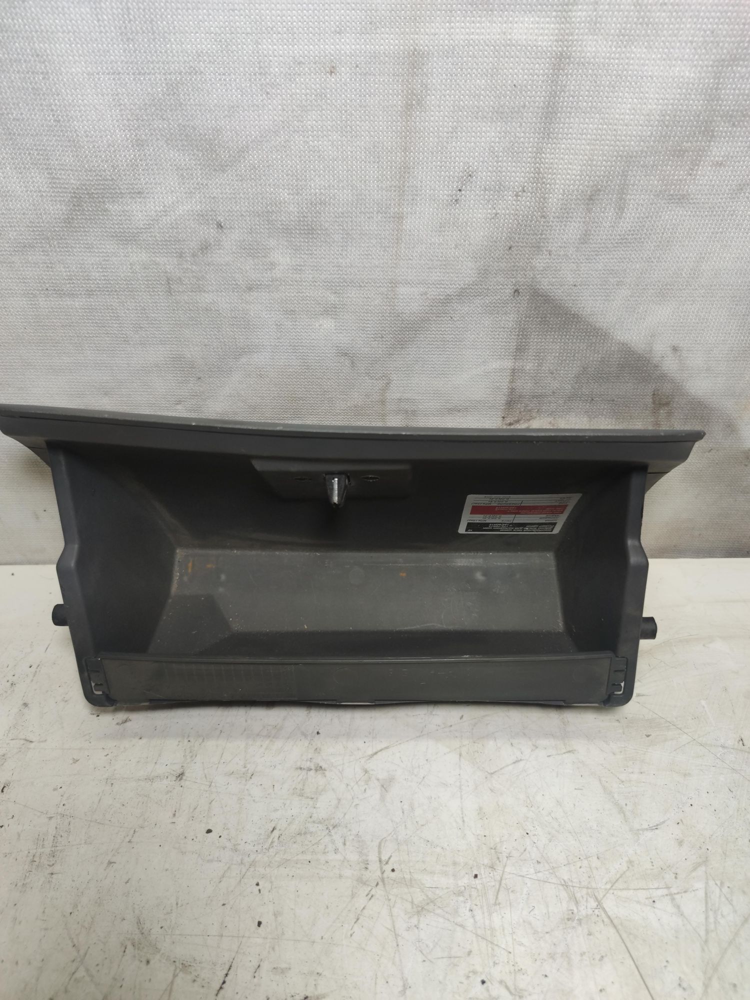 https://ycs.partsauto.market/partsauto-images/thmbs/userImages/1c5595de565db765828c5e2119b960c6/part/738519ab-39b5-4cc4-8561-5b90c97fd927_1702486287254.jpg