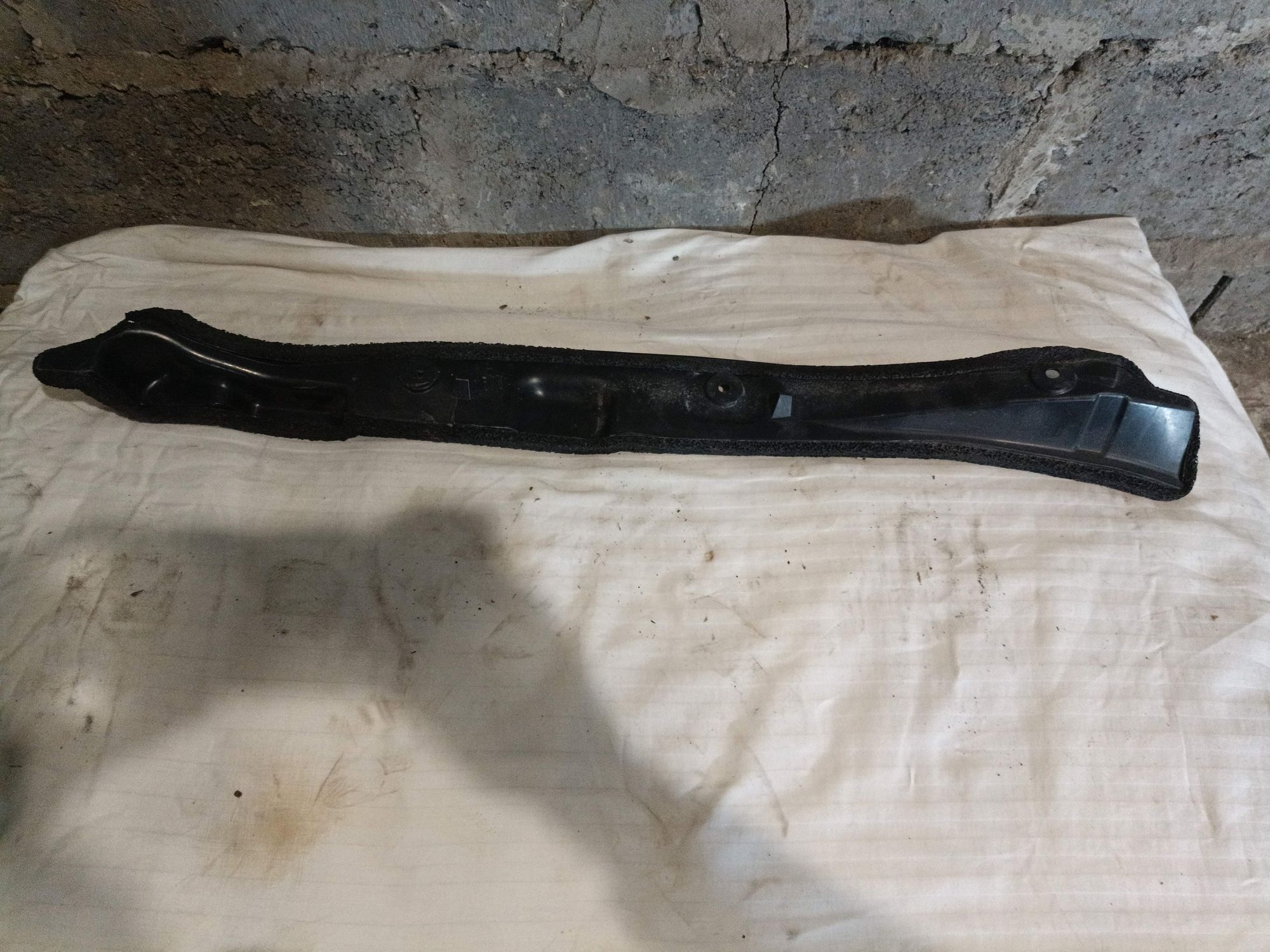 https://ycs.partsauto.market/partsauto-images/thmbs/userImages/1c5595de565db765828c5e2119b960c6/part/7d1a3b1b-6bd4-426a-aeea-adcad67a31d6_1696490725482.jpg