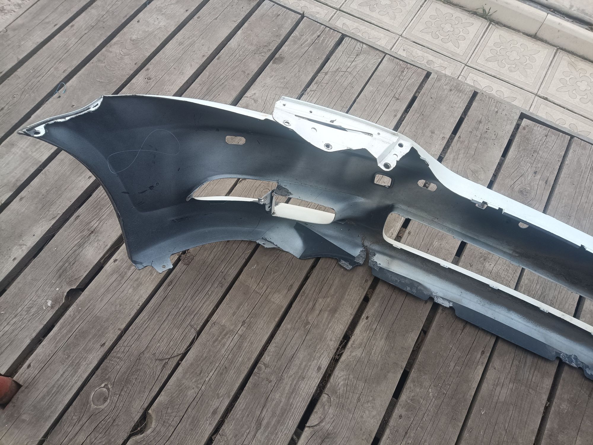 https://ycs.partsauto.market/partsauto-images/thmbs/userImages/1c5595de565db765828c5e2119b960c6/part/81a8f727-f134-44ea-95ab-d1c39fdea17b_1709452568392.jpg