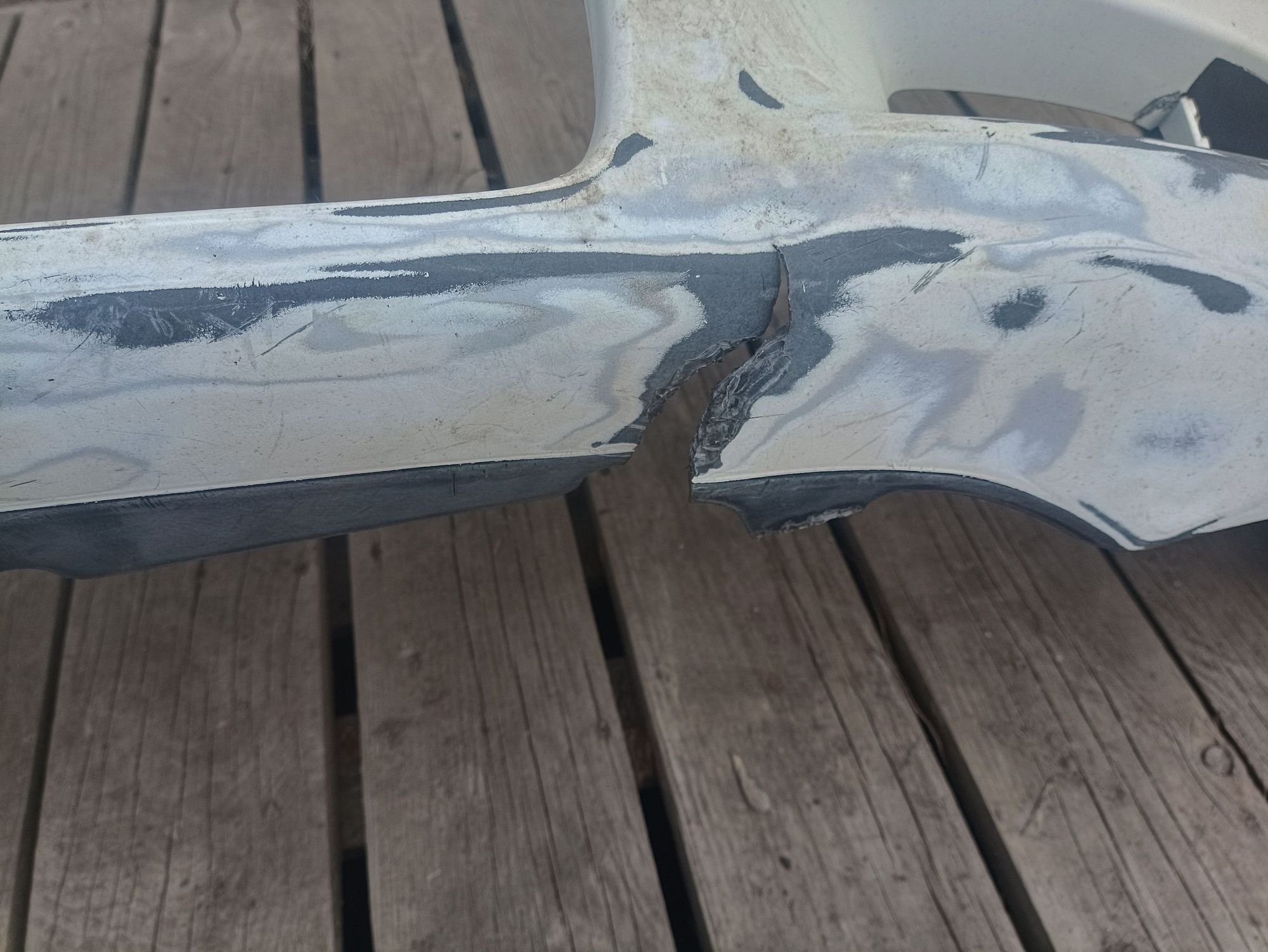 https://ycs.partsauto.market/partsauto-images/thmbs/userImages/1c5595de565db765828c5e2119b960c6/part/b4c2a2a3-f9b3-48fe-b893-98d1a862f678_1709452570444.jpg