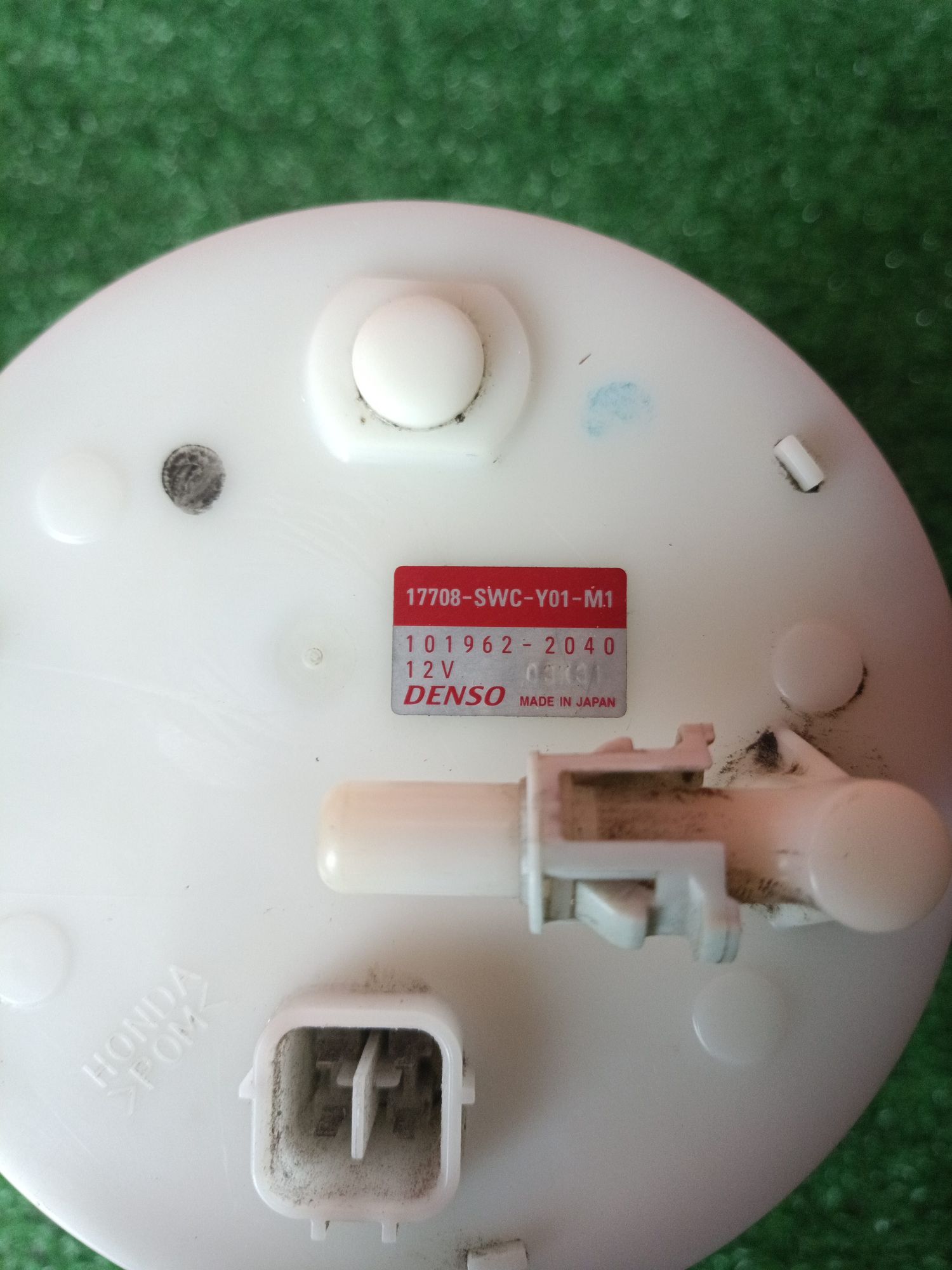 https://ycs.partsauto.market/partsauto-images/thmbs/userImages/1c5595de565db765828c5e2119b960c6/part/c2420b92-e5a5-4fa6-8643-2b54f407d62b_1714391183303.jpg