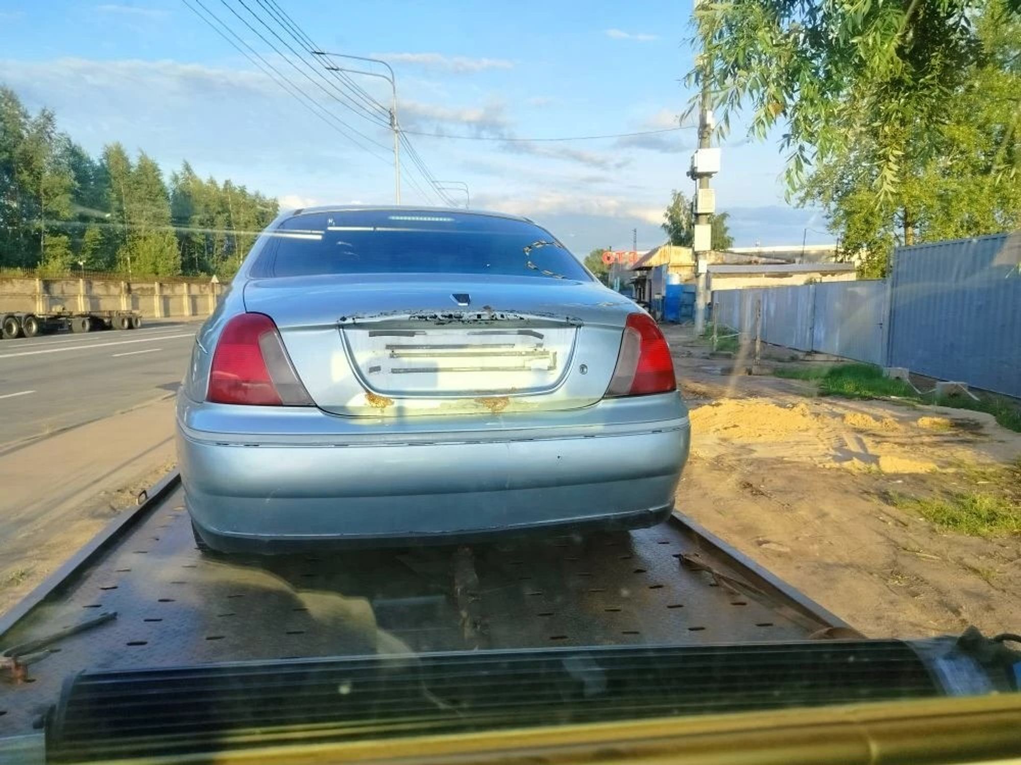 https://ycs.partsauto.market/partsauto-images/thmbs/userImages/1f817407dabcad2ed99afbaebcb7863e/car/06e4998c-f93c-4bc3-a38e-70c7a012b156_1785308898432.jpg