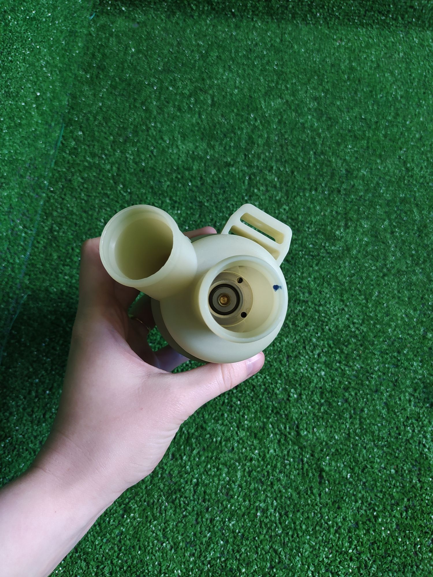 https://ycs.partsauto.market/partsauto-images/thmbs/userImages/1f817407dabcad2ed99afbaebcb7863e/part/05dcc253-0be2-4916-bd03-305cfe332603_1783843788108.jpg
