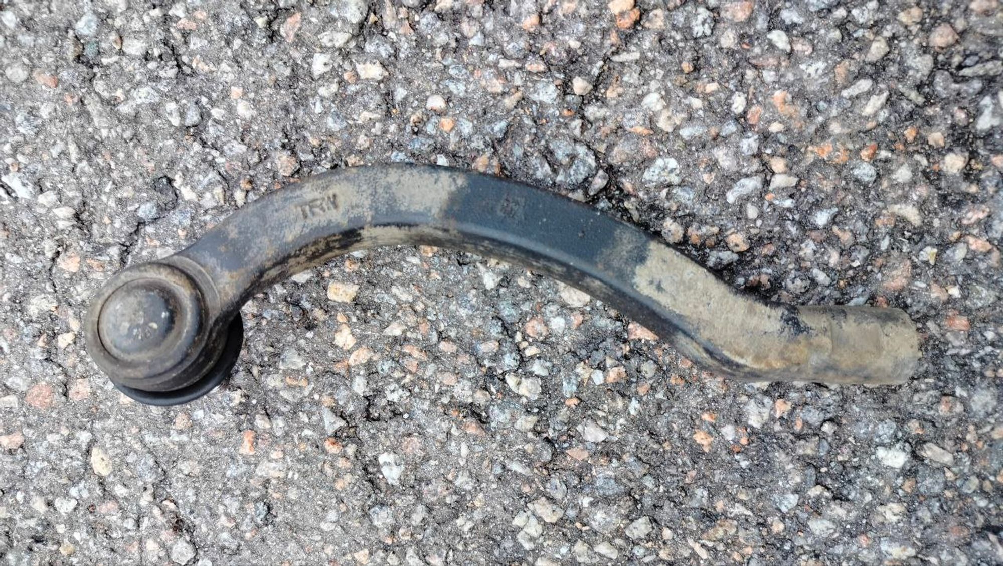 https://ycs.partsauto.market/partsauto-images/thmbs/userImages/1f817407dabcad2ed99afbaebcb7863e/part/17870614-63a6-45da-bb81-3dc92596feb7_1731351254998.jpg