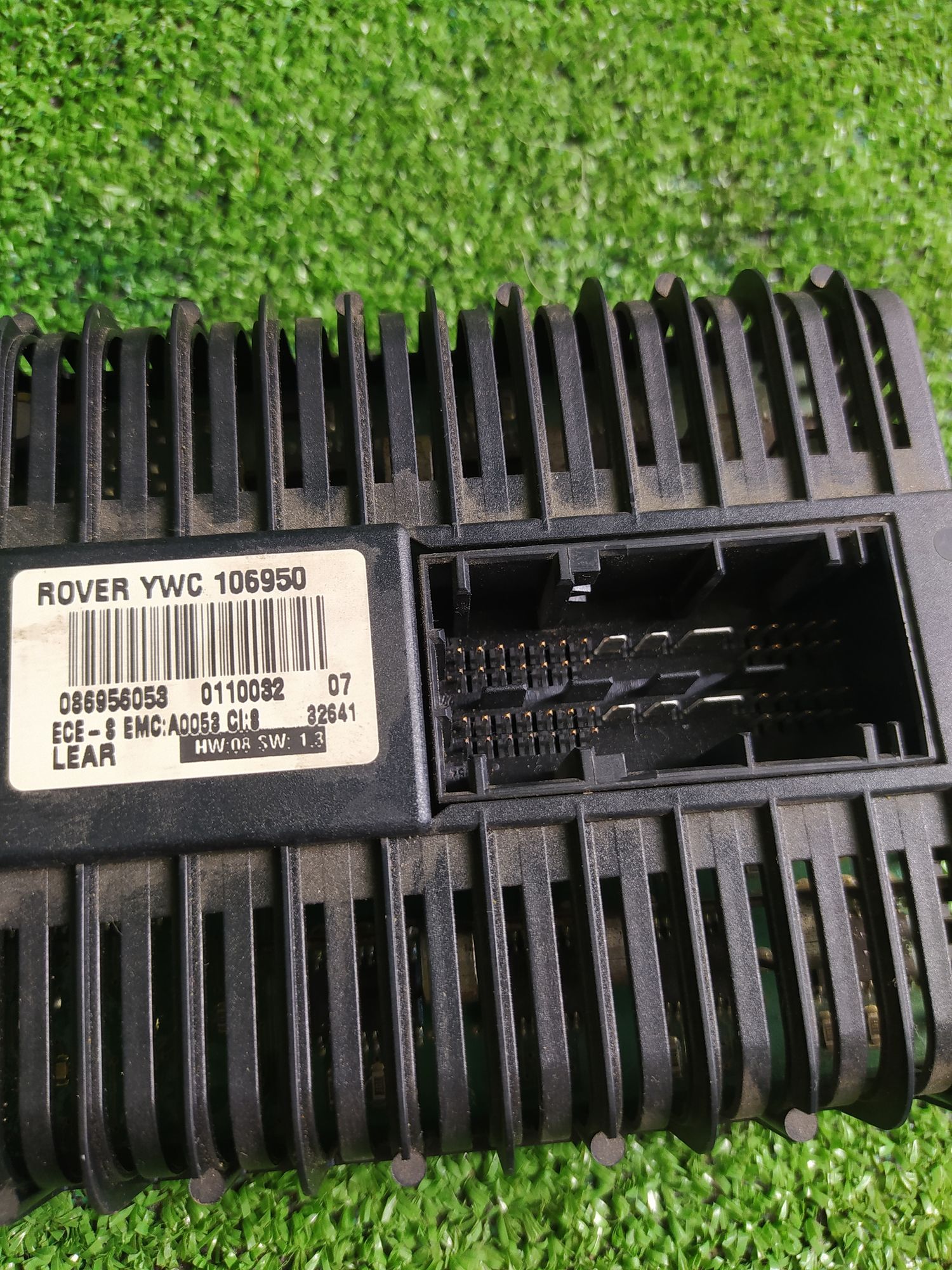 https://ycs.partsauto.market/partsauto-images/thmbs/userImages/1f817407dabcad2ed99afbaebcb7863e/part/22647495-c0d6-41cb-b687-a5023abbc513_1782890947300.jpg