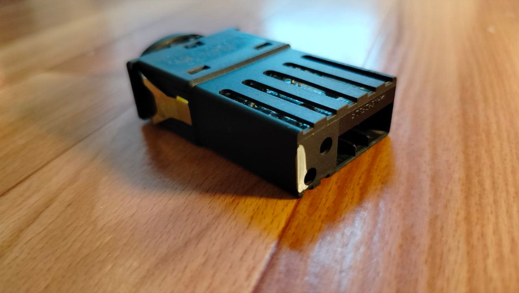 https://ycs.partsauto.market/partsauto-images/thmbs/userImages/1f817407dabcad2ed99afbaebcb7863e/part/3d763161-ac19-4215-b585-04844d30c9ad_1729949068196.jpg