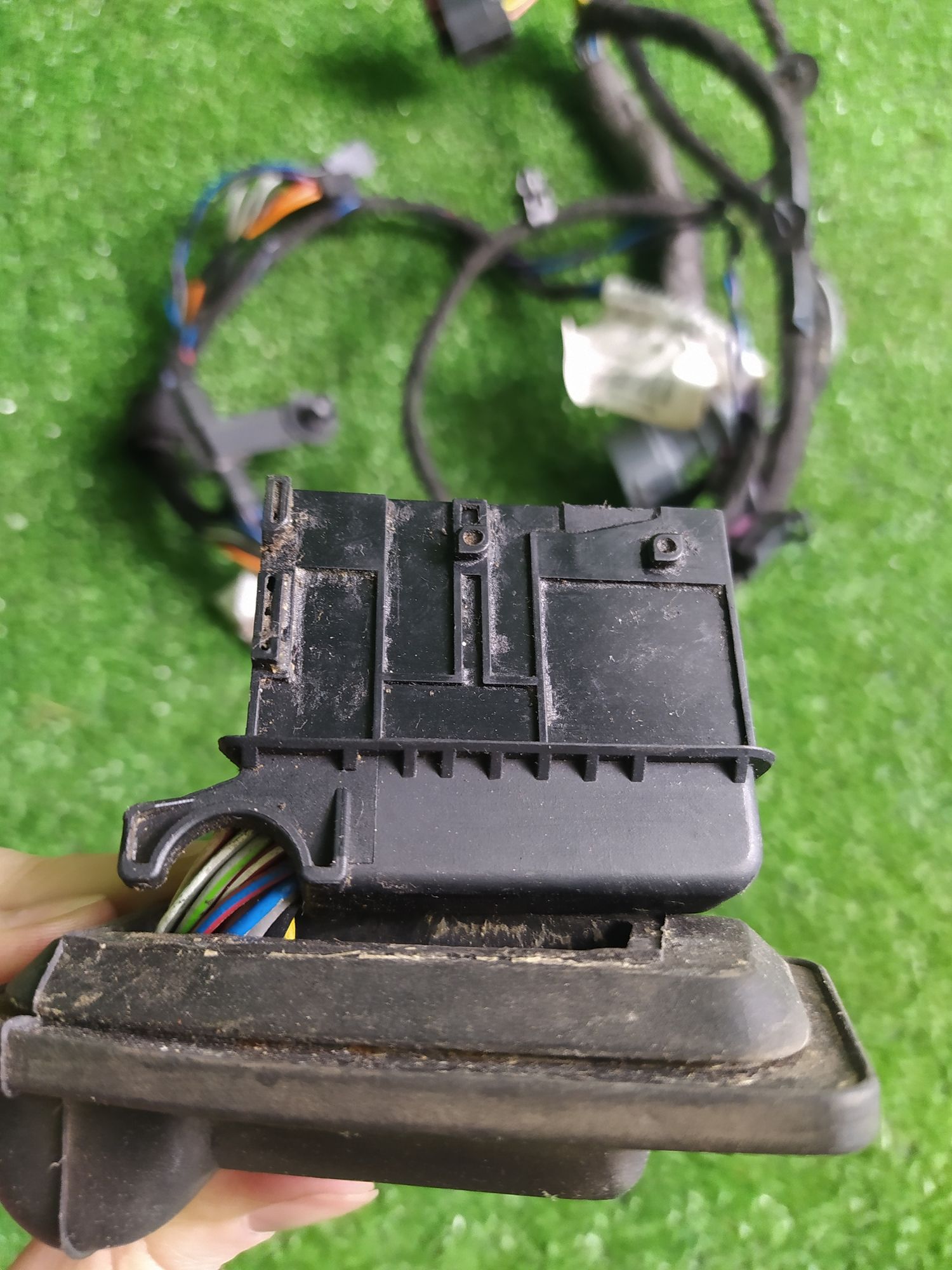 https://ycs.partsauto.market/partsauto-images/thmbs/userImages/1f817407dabcad2ed99afbaebcb7863e/part/402c9f19-ee7b-4dc8-828d-ac98d0aab79d_1782893475025.jpg