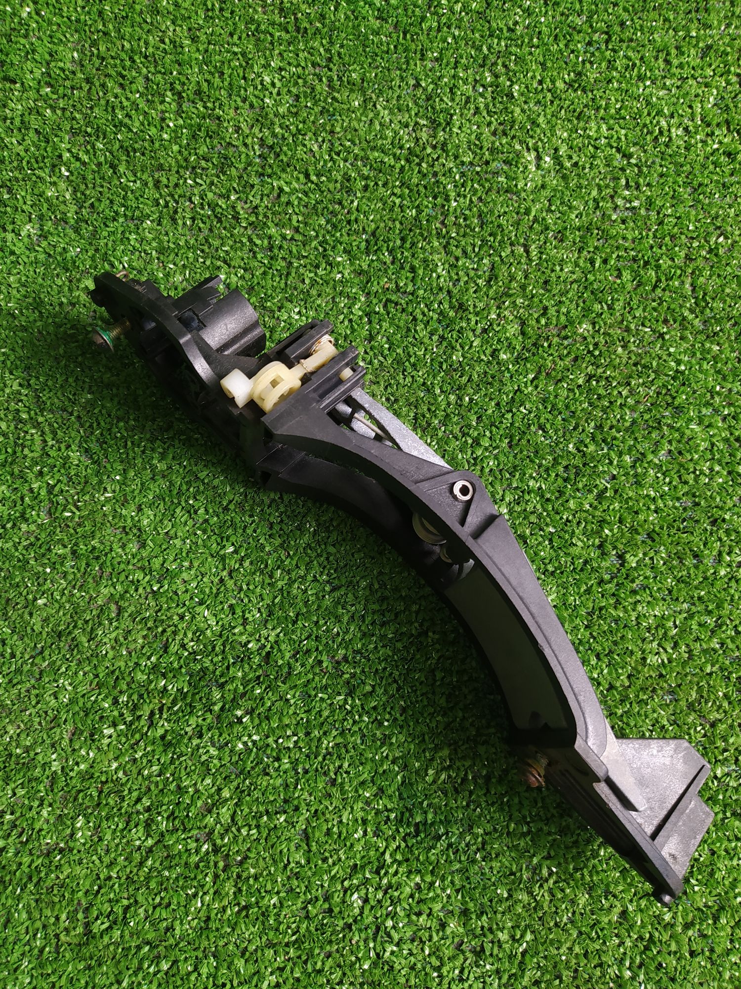 https://ycs.partsauto.market/partsauto-images/thmbs/userImages/1f817407dabcad2ed99afbaebcb7863e/part/7a4af8ac-a861-4667-85d8-8bedb29ef3c6_1783262528225.jpg
