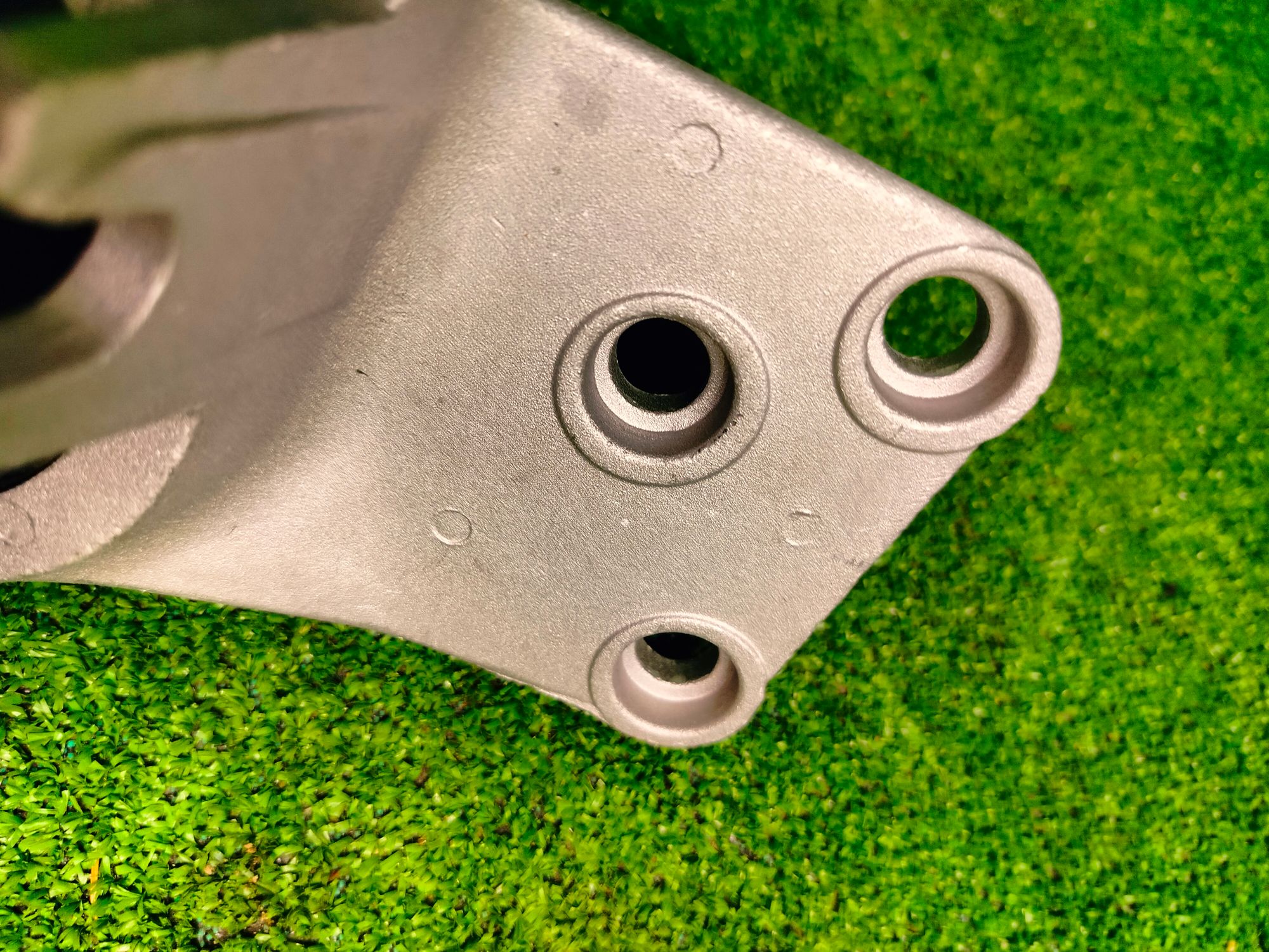 https://ycs.partsauto.market/partsauto-images/thmbs/userImages/1f817407dabcad2ed99afbaebcb7863e/part/84dc4e8d-3bde-46e8-aaa6-e2750275f7b0_1785760533992.jpg