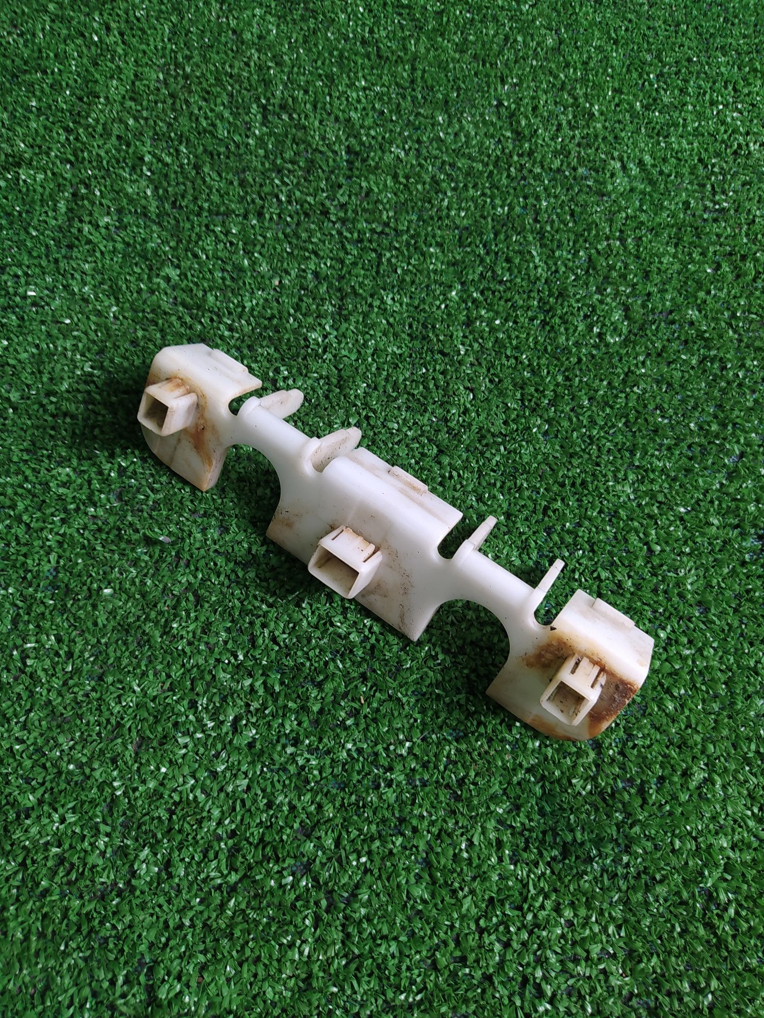 https://ycs.partsauto.market/partsauto-images/thmbs/userImages/1f817407dabcad2ed99afbaebcb7863e/part/84e6ce7e-86dc-4655-bb9d-8ef387e9c6c3_1783844201776.jpg
