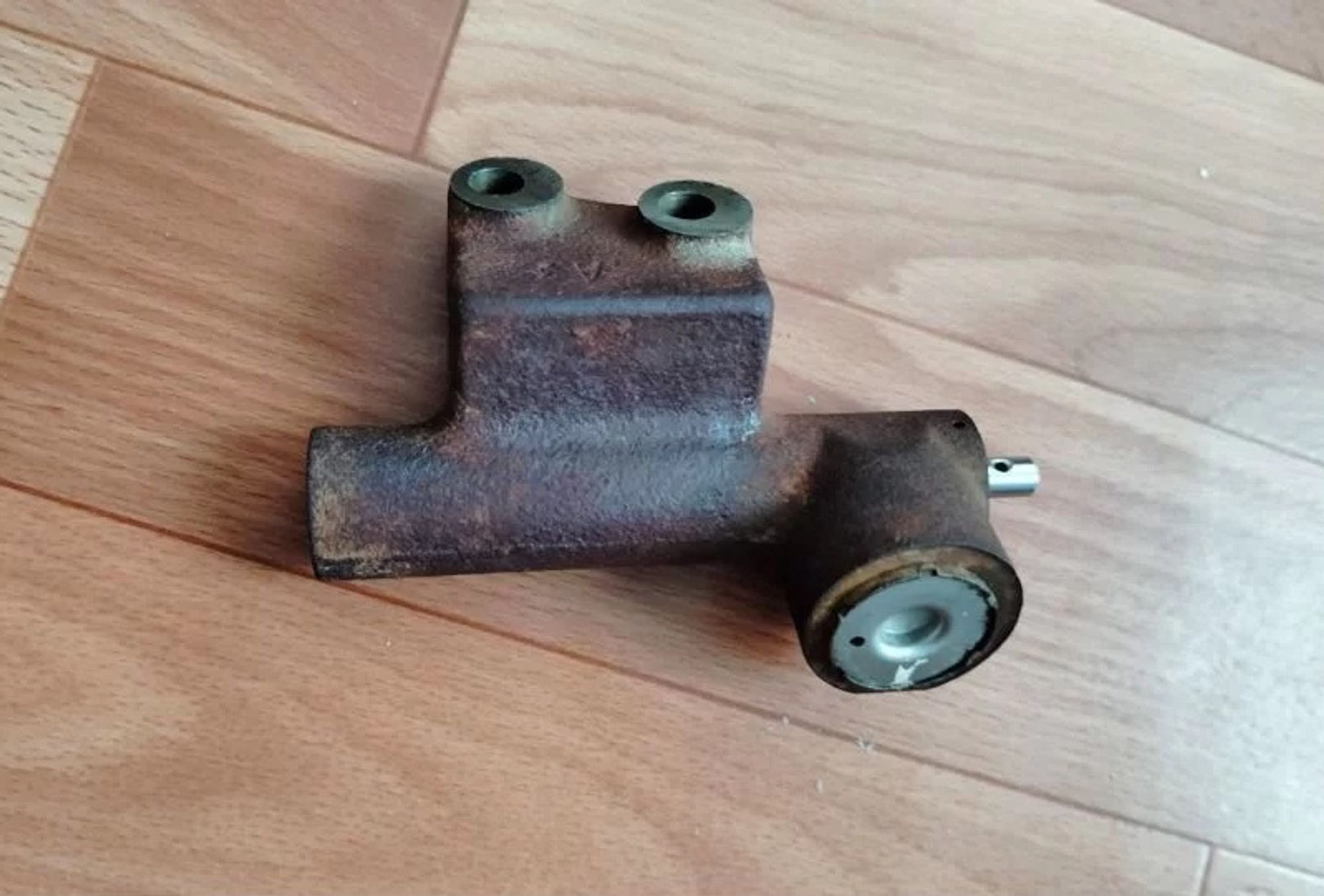 https://ycs.partsauto.market/partsauto-images/thmbs/userImages/1f817407dabcad2ed99afbaebcb7863e/part/8c083c62-6261-42c0-8431-ef6cece3a44f_1730030692720.jpg