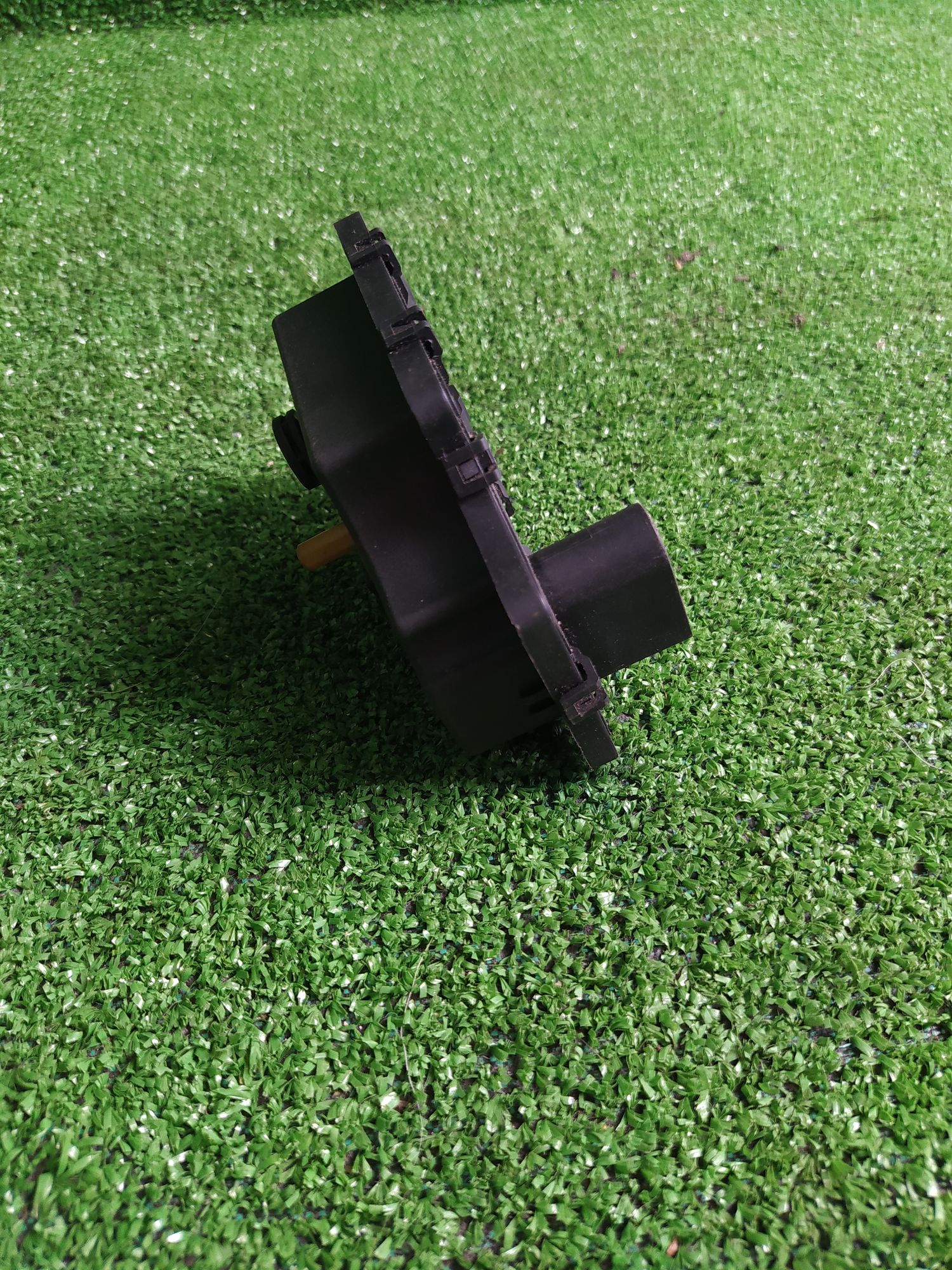 https://ycs.partsauto.market/partsauto-images/thmbs/userImages/1f817407dabcad2ed99afbaebcb7863e/part/aa0bd3f3-c029-41bd-a124-f8f2a349907f_1782890491164.jpg