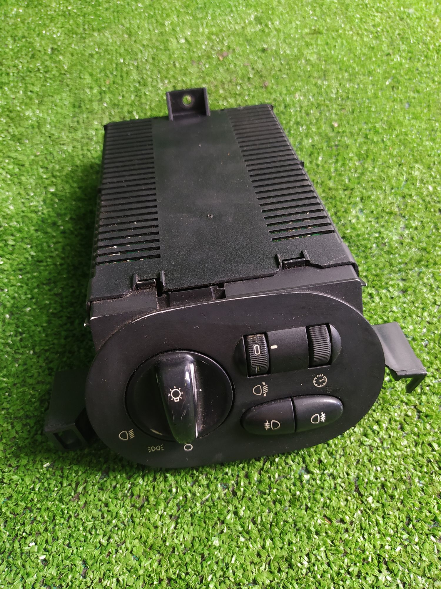 https://ycs.partsauto.market/partsauto-images/thmbs/userImages/1f817407dabcad2ed99afbaebcb7863e/part/ad02513c-81fb-40dd-aea6-e2307f4f772b_1782890950138.jpg