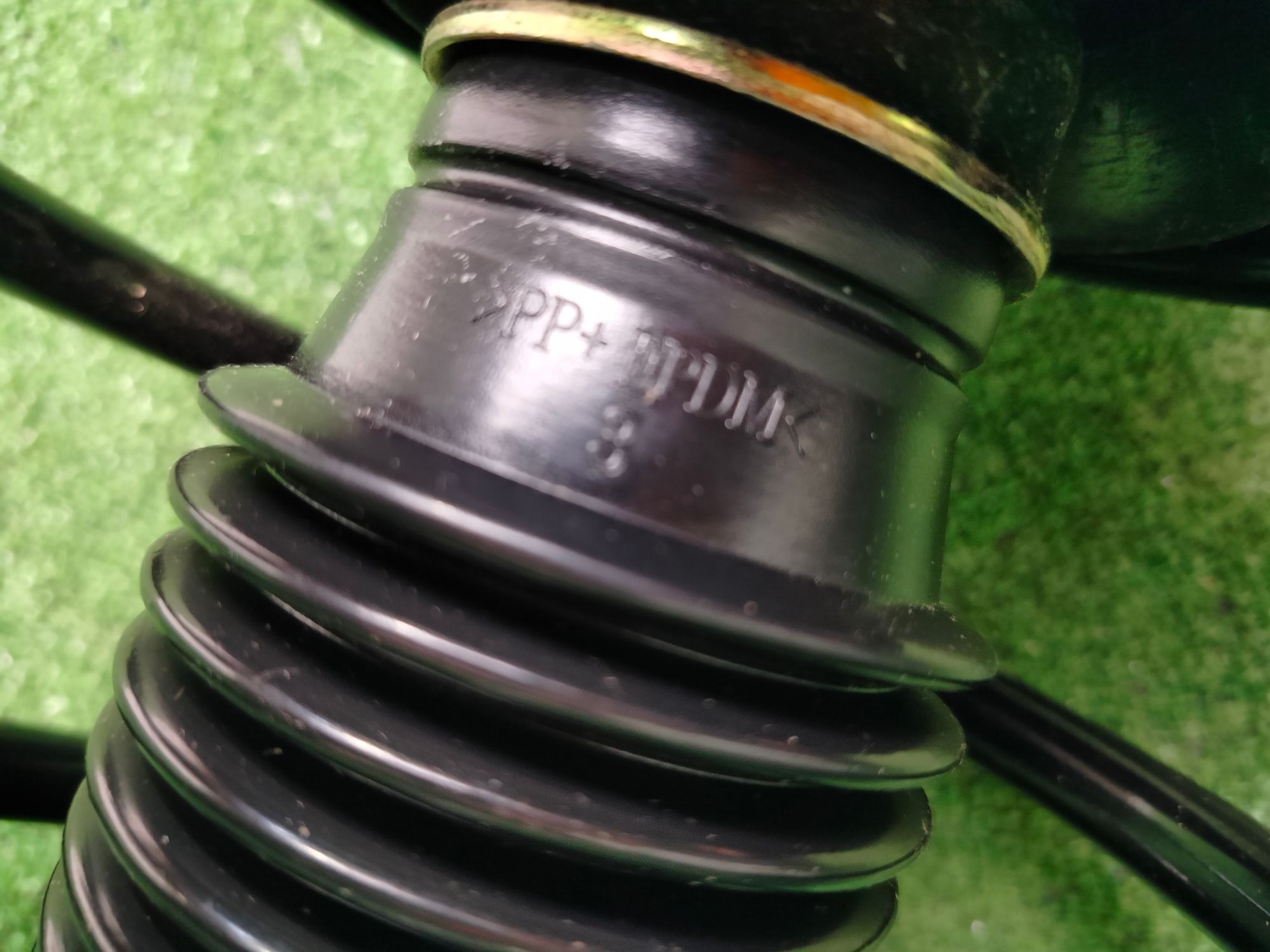 https://ycs.partsauto.market/partsauto-images/thmbs/userImages/1f817407dabcad2ed99afbaebcb7863e/part/bfed693e-6058-4009-83f2-8eb9552750c1_1785747827703.jpg