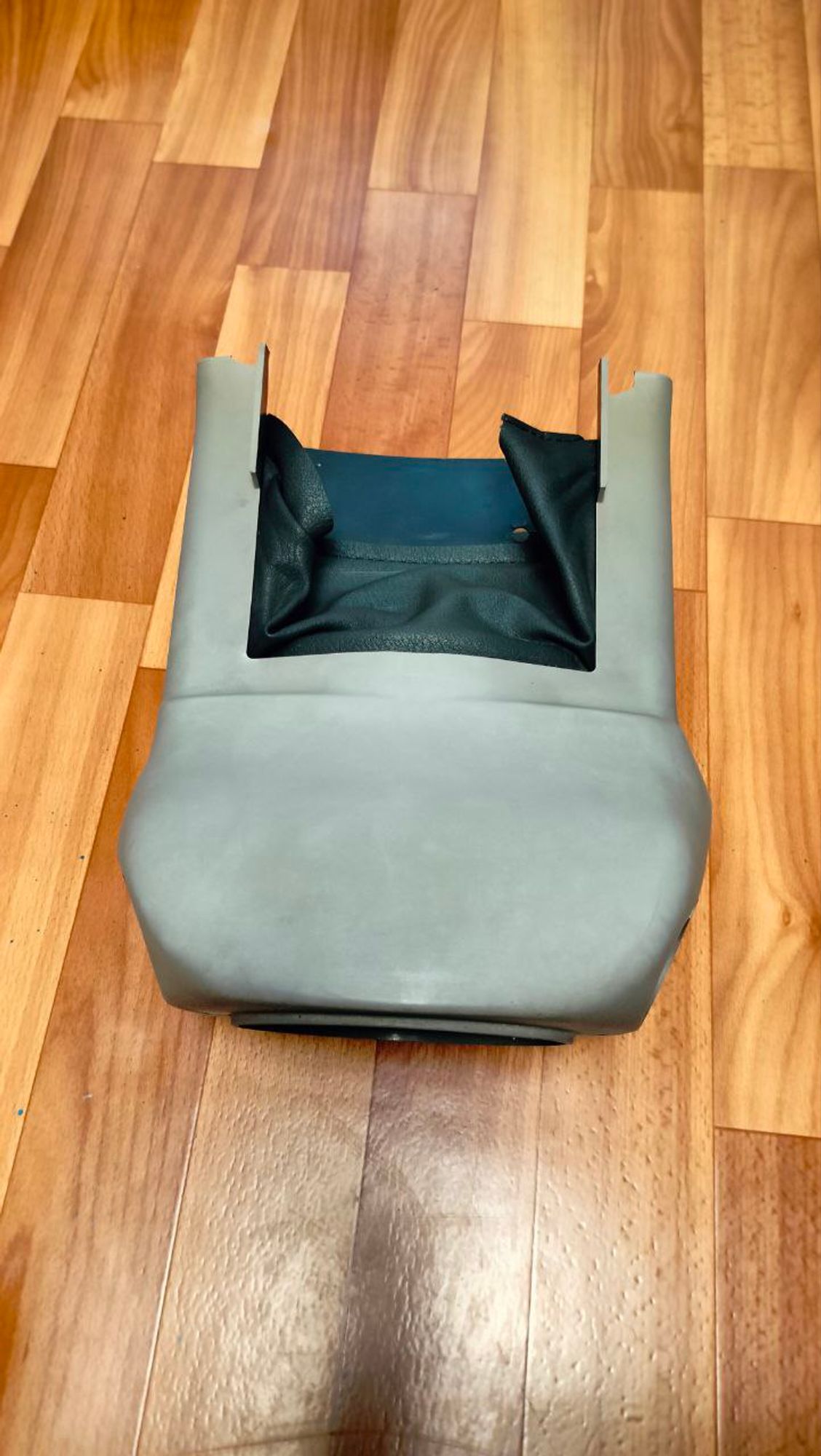 https://ycs.partsauto.market/partsauto-images/thmbs/userImages/1f817407dabcad2ed99afbaebcb7863e/part/c75059ac-03c9-403a-8e06-b9faac8b93e4_1731747570424.jpg