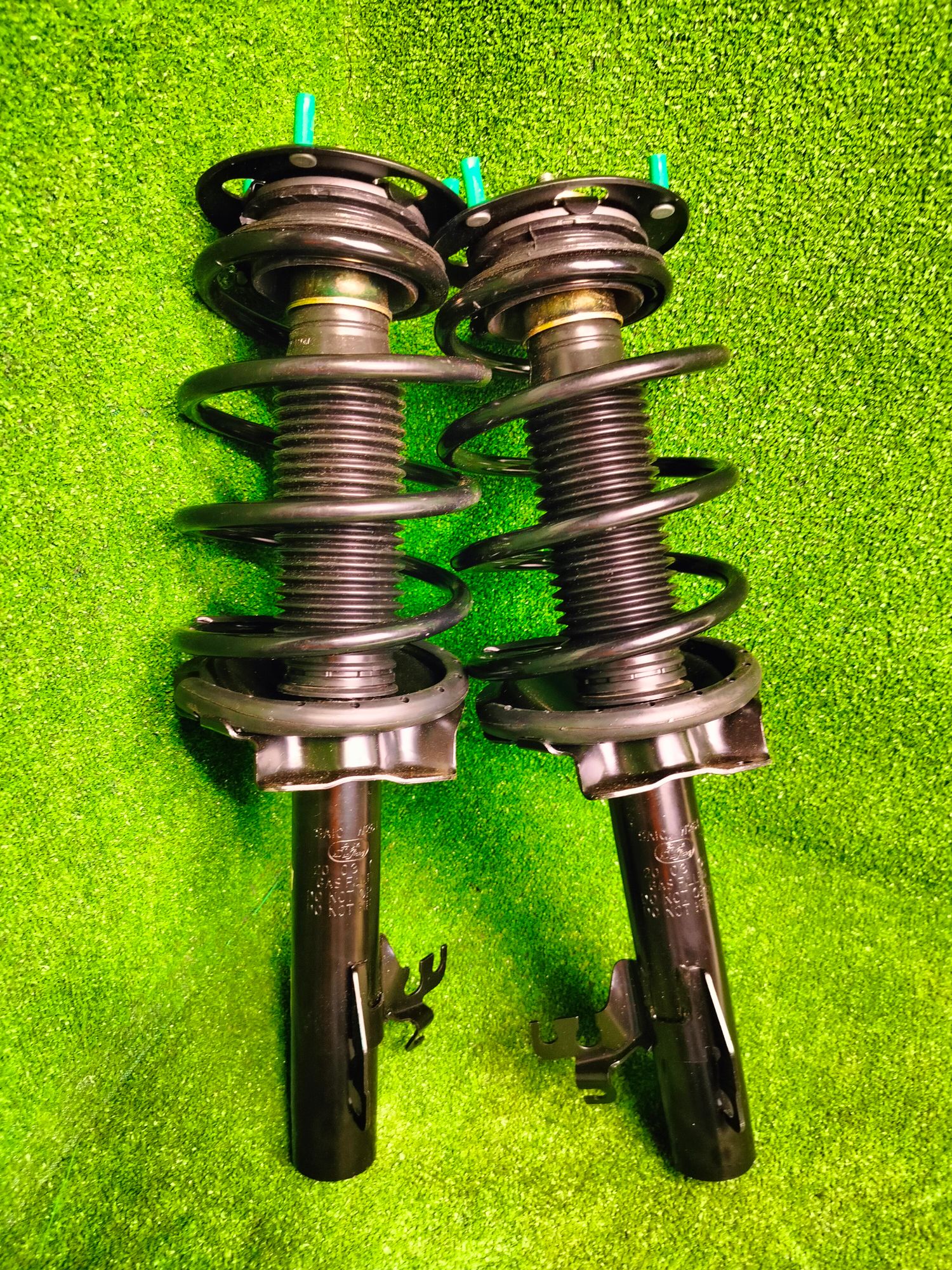 https://ycs.partsauto.market/partsauto-images/thmbs/userImages/1f817407dabcad2ed99afbaebcb7863e/part/d551a25a-d459-473c-97fe-13115c491178_1785747910180.jpg