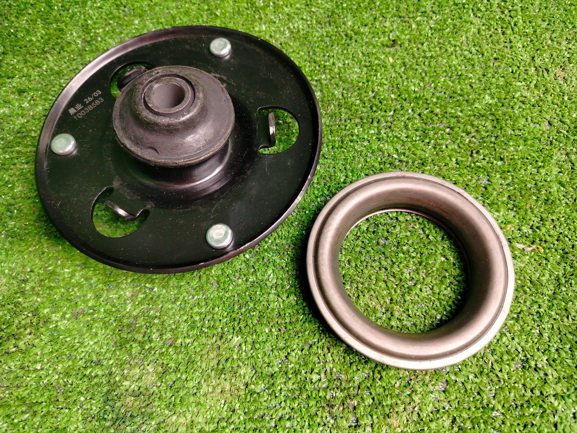 https://ycs.partsauto.market/partsauto-images/thmbs/userImages/1f817407dabcad2ed99afbaebcb7863e/part/e5c05fd4-909e-4f35-980a-e9cd292f3c84_1785498682503.jpg