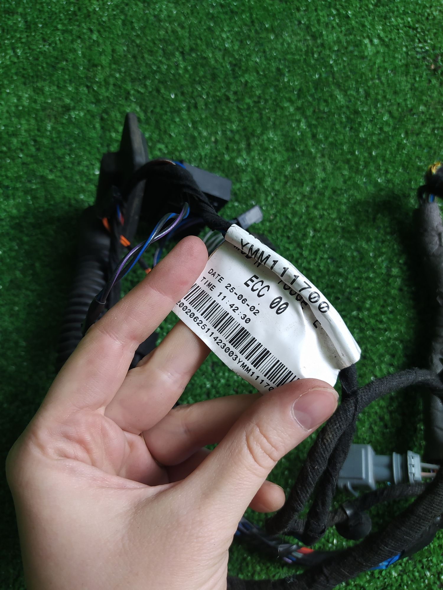 https://ycs.partsauto.market/partsauto-images/thmbs/userImages/1f817407dabcad2ed99afbaebcb7863e/part/f4c5a105-998e-4212-8d6d-b055d769c950_1782893473339.jpg