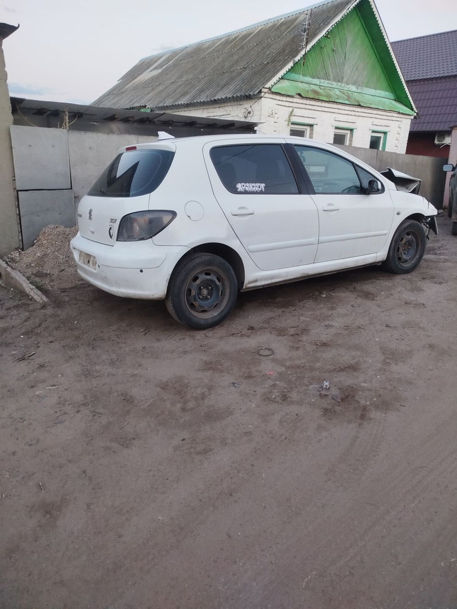 https://ycs.partsauto.market/partsauto-images/thmbs/userImages/2083c2a62fd034e59038f15de4c6b061/car/2bb01c8e-c5b1-4e7f-a977-9c2d7cb18bf1_1779513212170.jpg