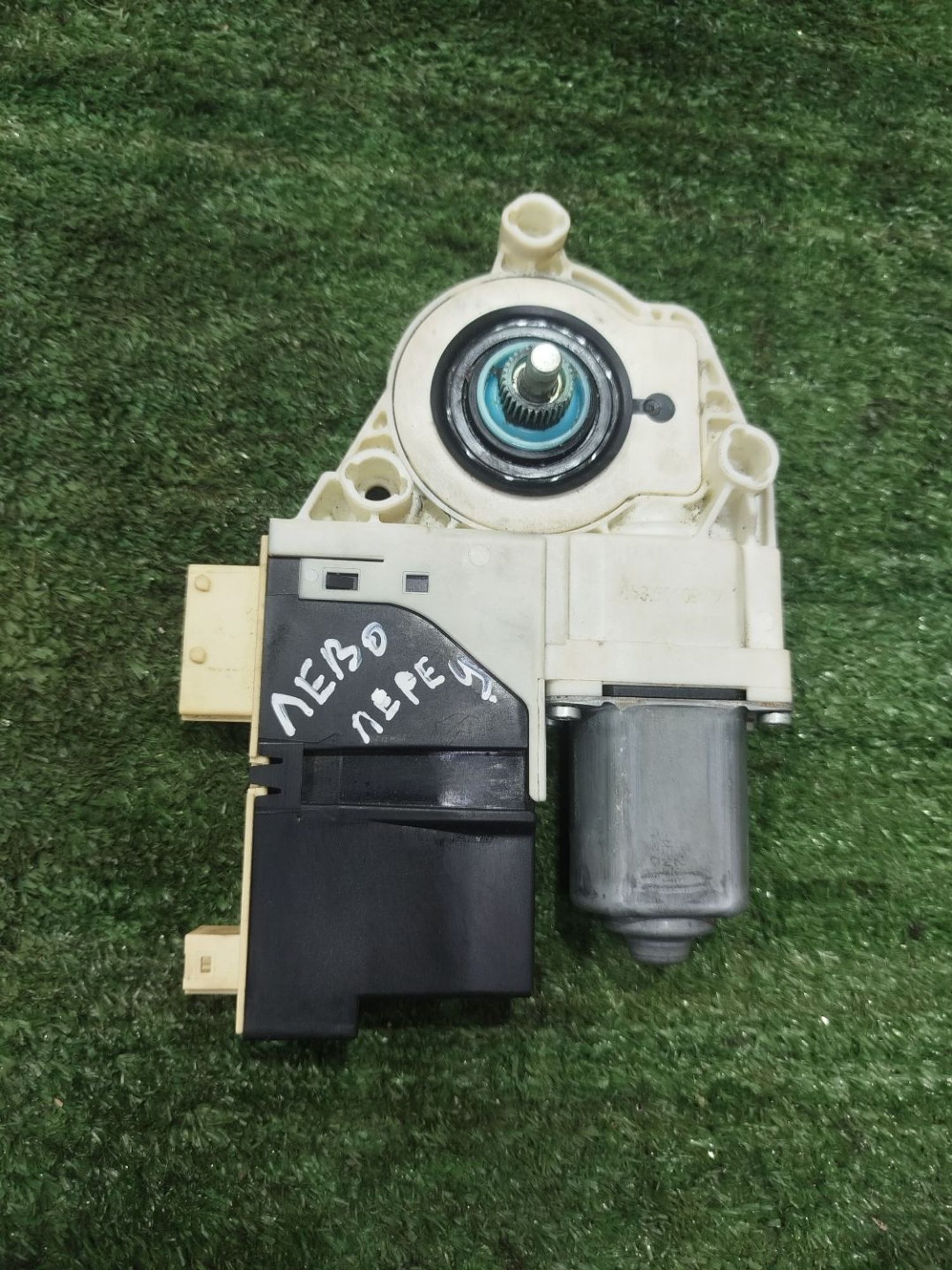 https://ycs.partsauto.market/partsauto-images/thmbs/userImages/2083c2a62fd034e59038f15de4c6b061/part/027c8d24-53ee-4501-9ede-aea97edbce7d_1779870062282.jpg