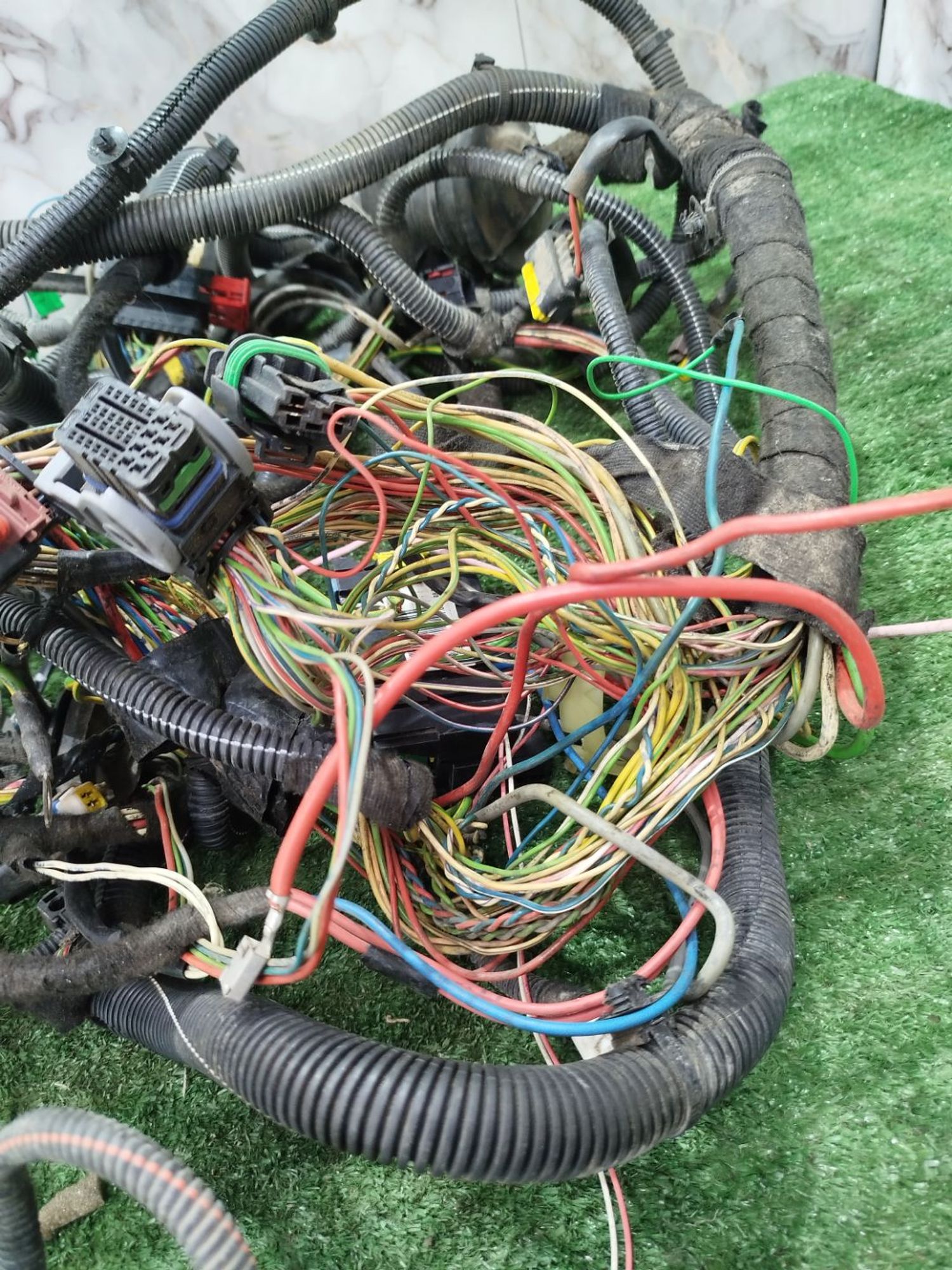 https://ycs.partsauto.market/partsauto-images/thmbs/userImages/2083c2a62fd034e59038f15de4c6b061/part/02f43248-0920-4958-bd57-e98a9c0fe16f_1779093366221.jpg