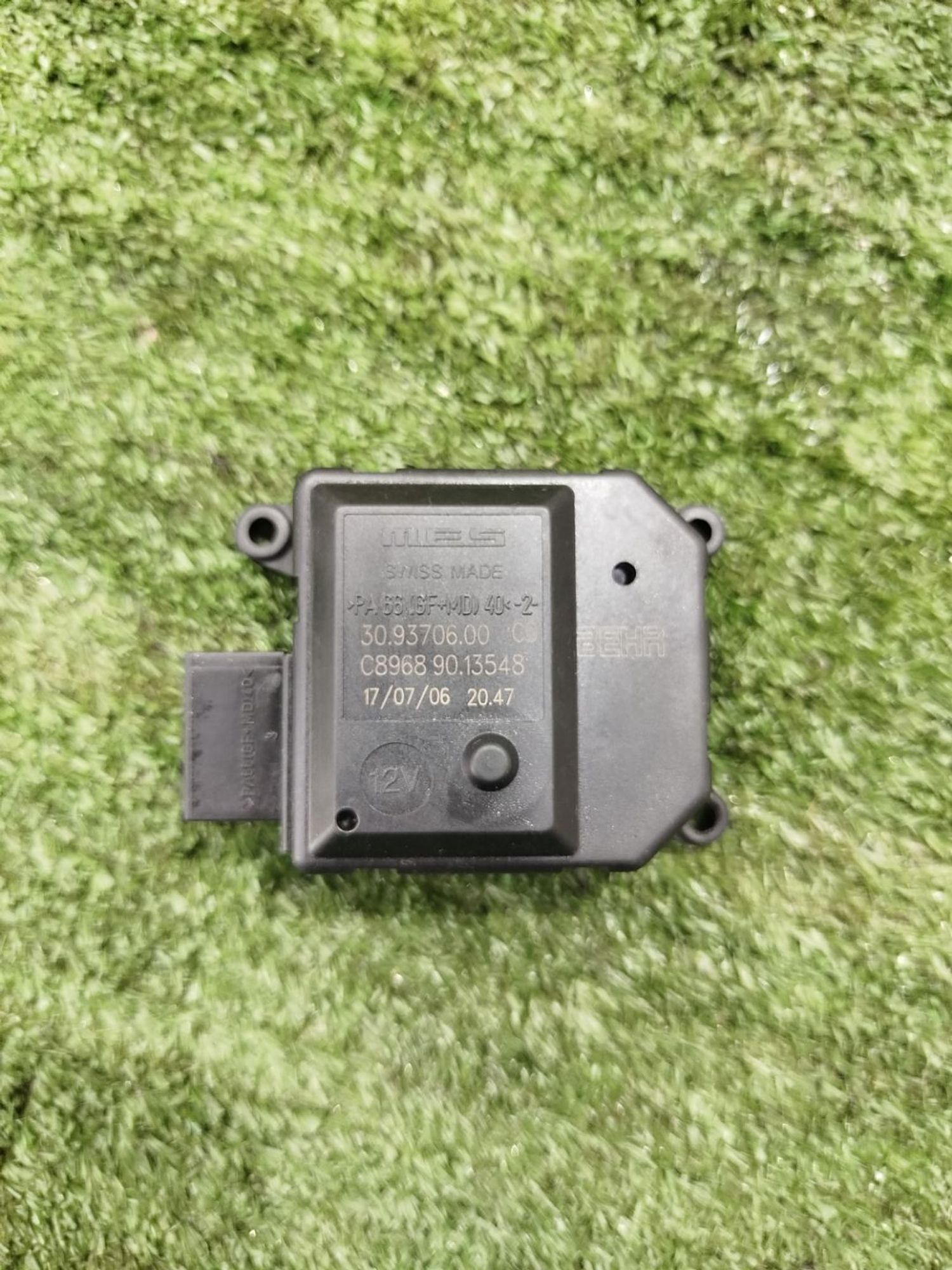 https://ycs.partsauto.market/partsauto-images/thmbs/userImages/2083c2a62fd034e59038f15de4c6b061/part/0478826e-2d83-4b95-a999-fc25f3caeaf7_1779875582545.jpg