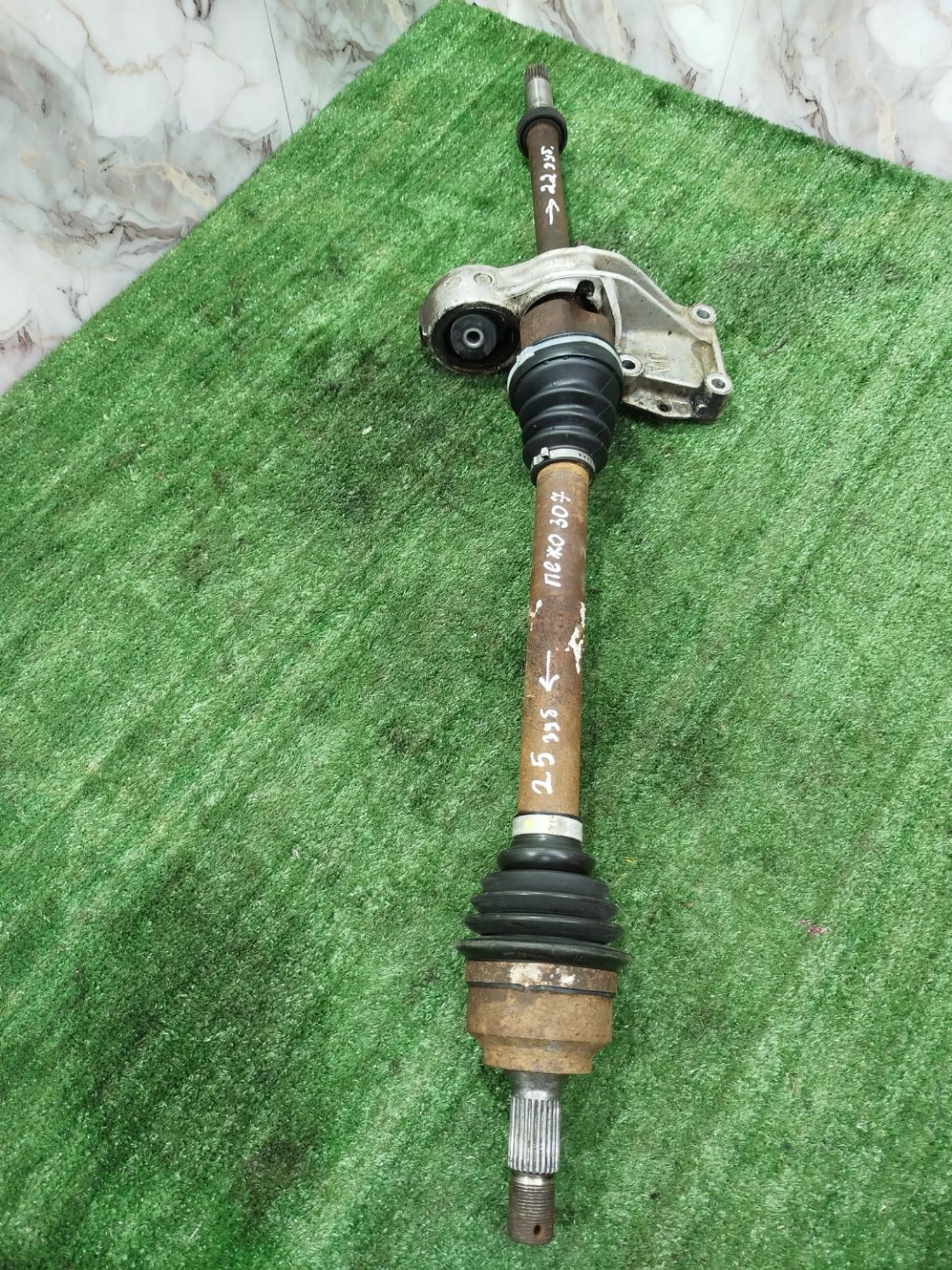 https://ycs.partsauto.market/partsauto-images/thmbs/userImages/2083c2a62fd034e59038f15de4c6b061/part/05f53071-3776-439b-867b-988b7ca9152a_1779125911483.jpg