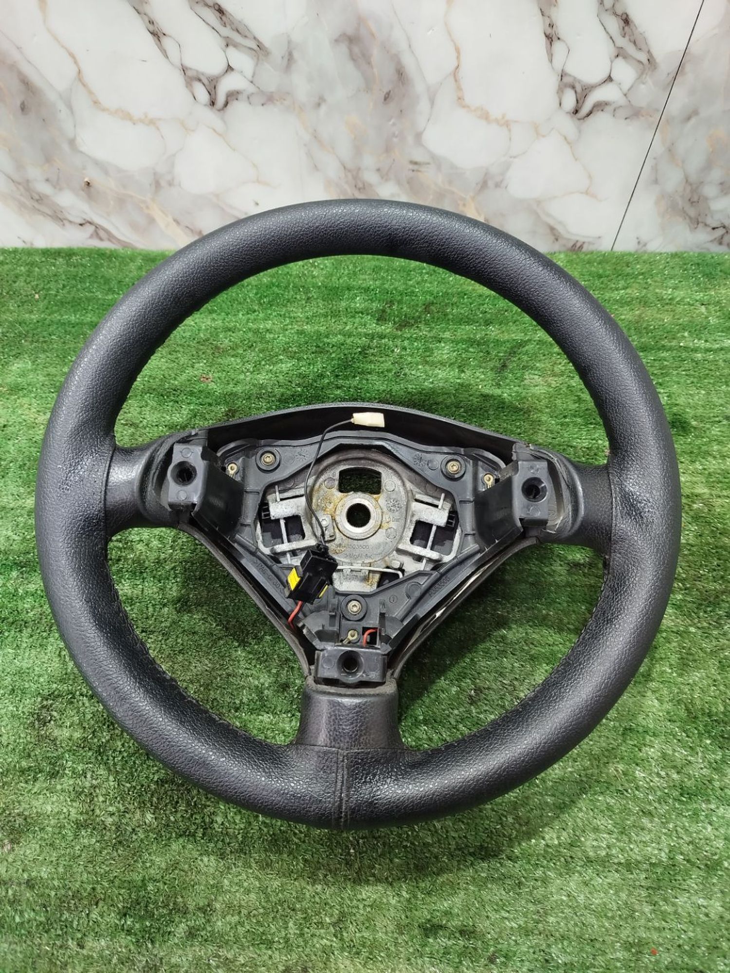 https://ycs.partsauto.market/partsauto-images/thmbs/userImages/2083c2a62fd034e59038f15de4c6b061/part/069a21a6-1de8-41a3-9167-f9cf58cc3d23_1779370245085.jpg