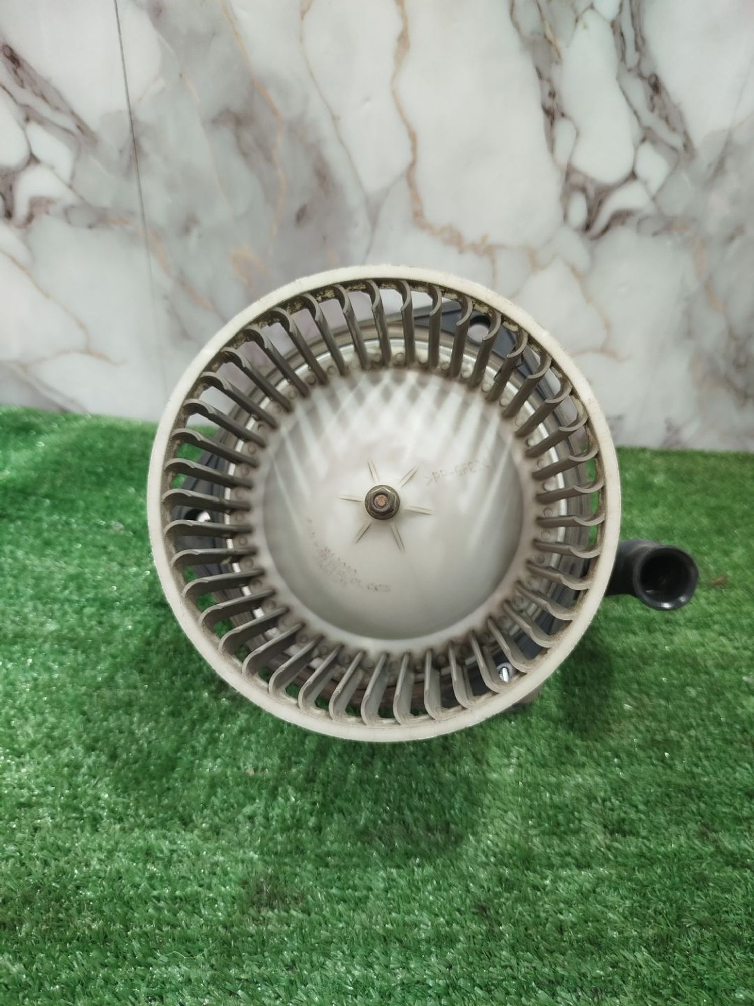 https://ycs.partsauto.market/partsauto-images/thmbs/userImages/2083c2a62fd034e59038f15de4c6b061/part/08cbc857-aded-4b69-b1c2-f9277740c832_1780049555095.jpg