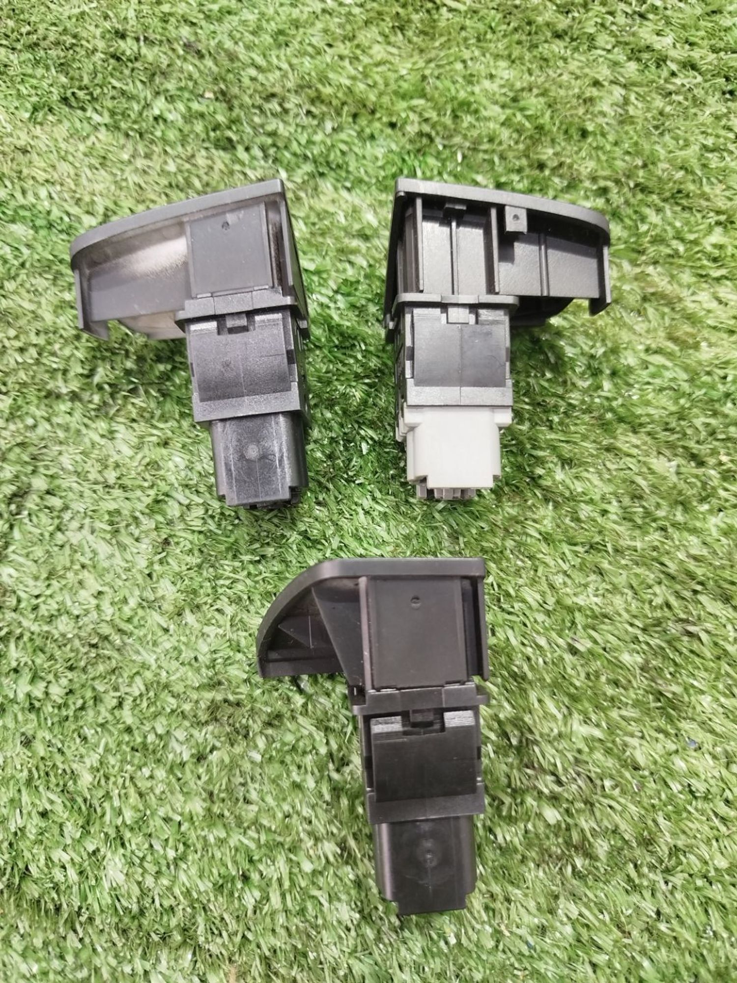 https://ycs.partsauto.market/partsauto-images/thmbs/userImages/2083c2a62fd034e59038f15de4c6b061/part/09a7772c-3e00-4edd-93e9-d417449c773a_1779874784167.jpg