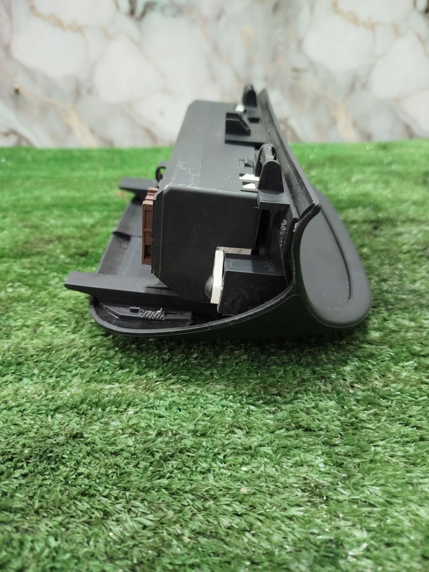 https://ycs.partsauto.market/partsauto-images/thmbs/userImages/2083c2a62fd034e59038f15de4c6b061/part/09c3f72d-27e7-41fc-8763-e6cdea141544_1779305281333.jpg