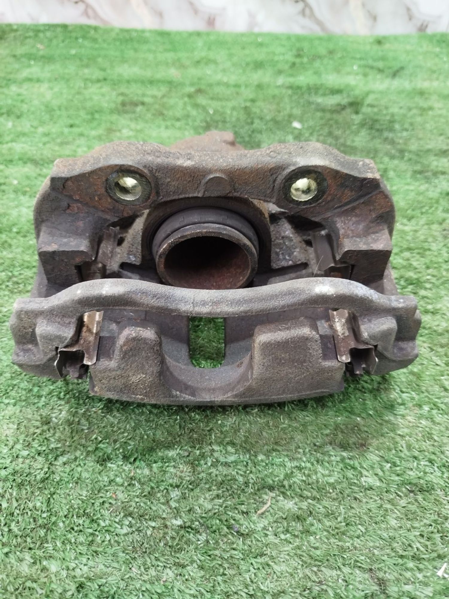 https://ycs.partsauto.market/partsauto-images/thmbs/userImages/2083c2a62fd034e59038f15de4c6b061/part/0baf2a3e-781a-4d5d-9329-b24aa8a7b046_1779127581792.jpg