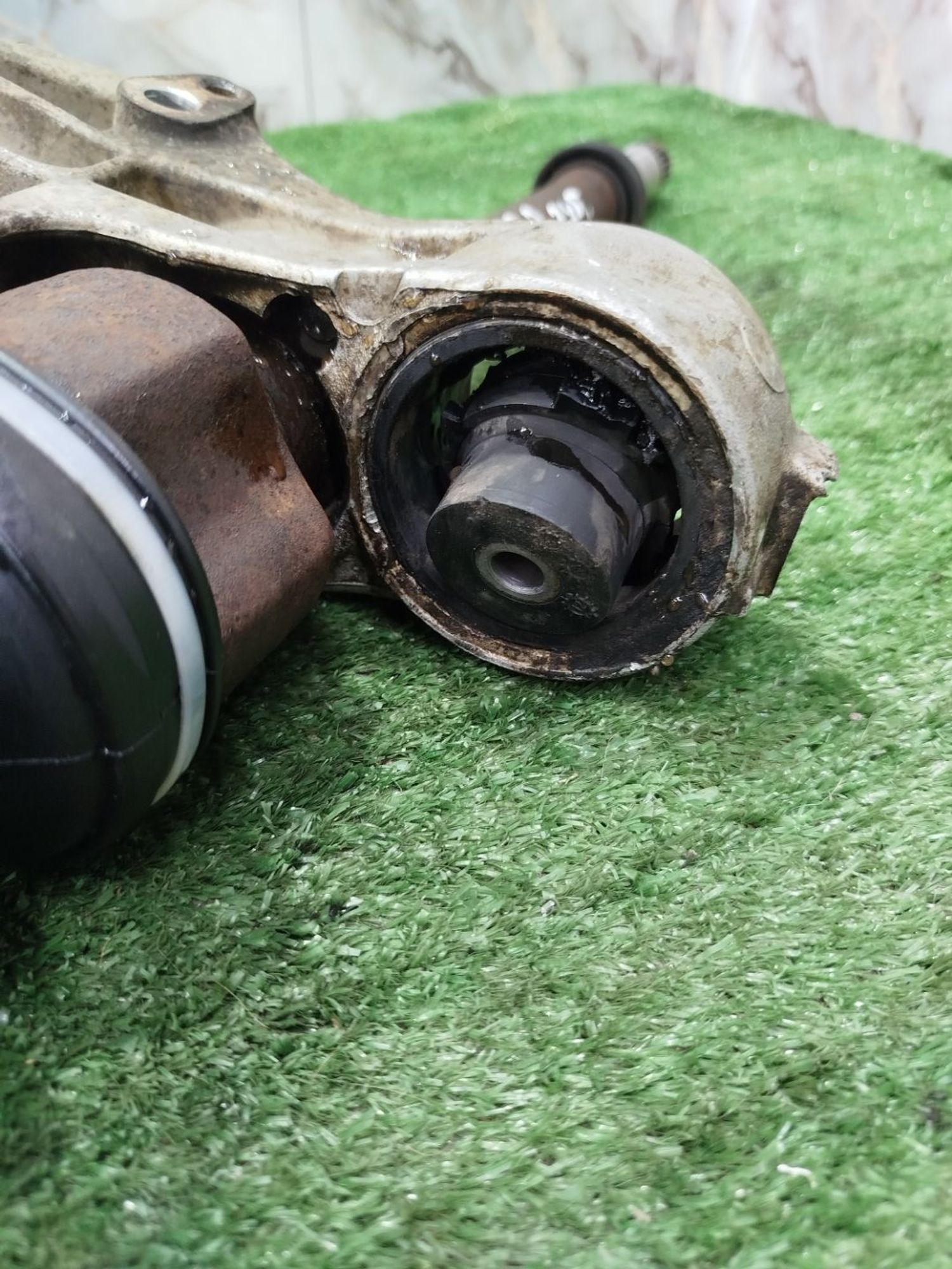 https://ycs.partsauto.market/partsauto-images/thmbs/userImages/2083c2a62fd034e59038f15de4c6b061/part/0ee95abd-0391-4967-960f-bc1cddb58490_1779125970971.jpg