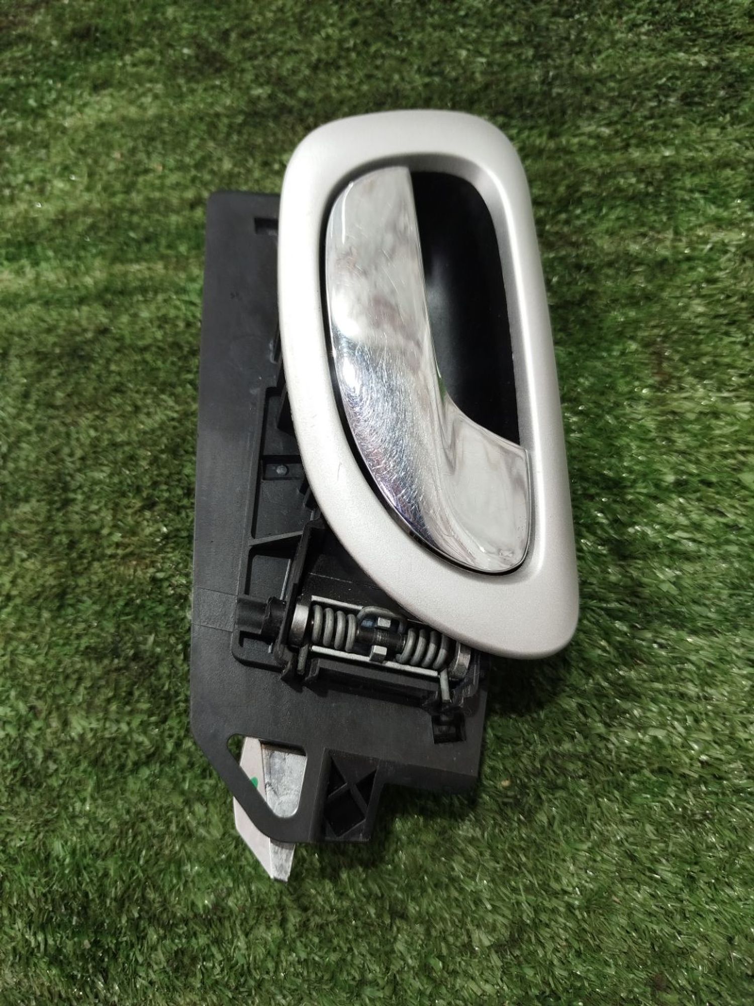 https://ycs.partsauto.market/partsauto-images/thmbs/userImages/2083c2a62fd034e59038f15de4c6b061/part/0feb2223-e218-4d4a-a33e-ab61ddcb72a6_1779871727556.jpg