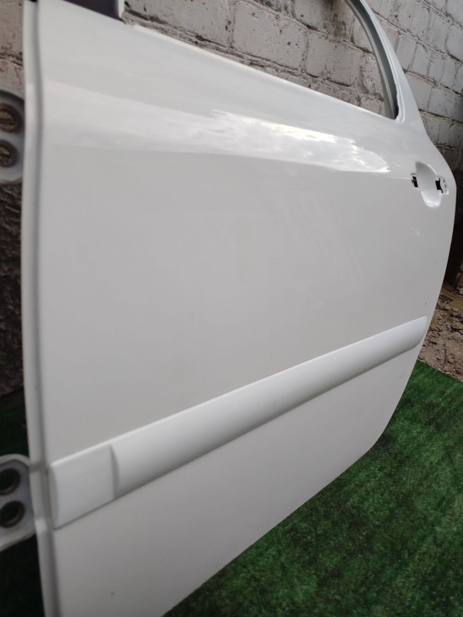 https://ycs.partsauto.market/partsauto-images/thmbs/userImages/2083c2a62fd034e59038f15de4c6b061/part/10cdba70-e99b-4c9c-832f-cf574696c3bd_1779369793006.jpg