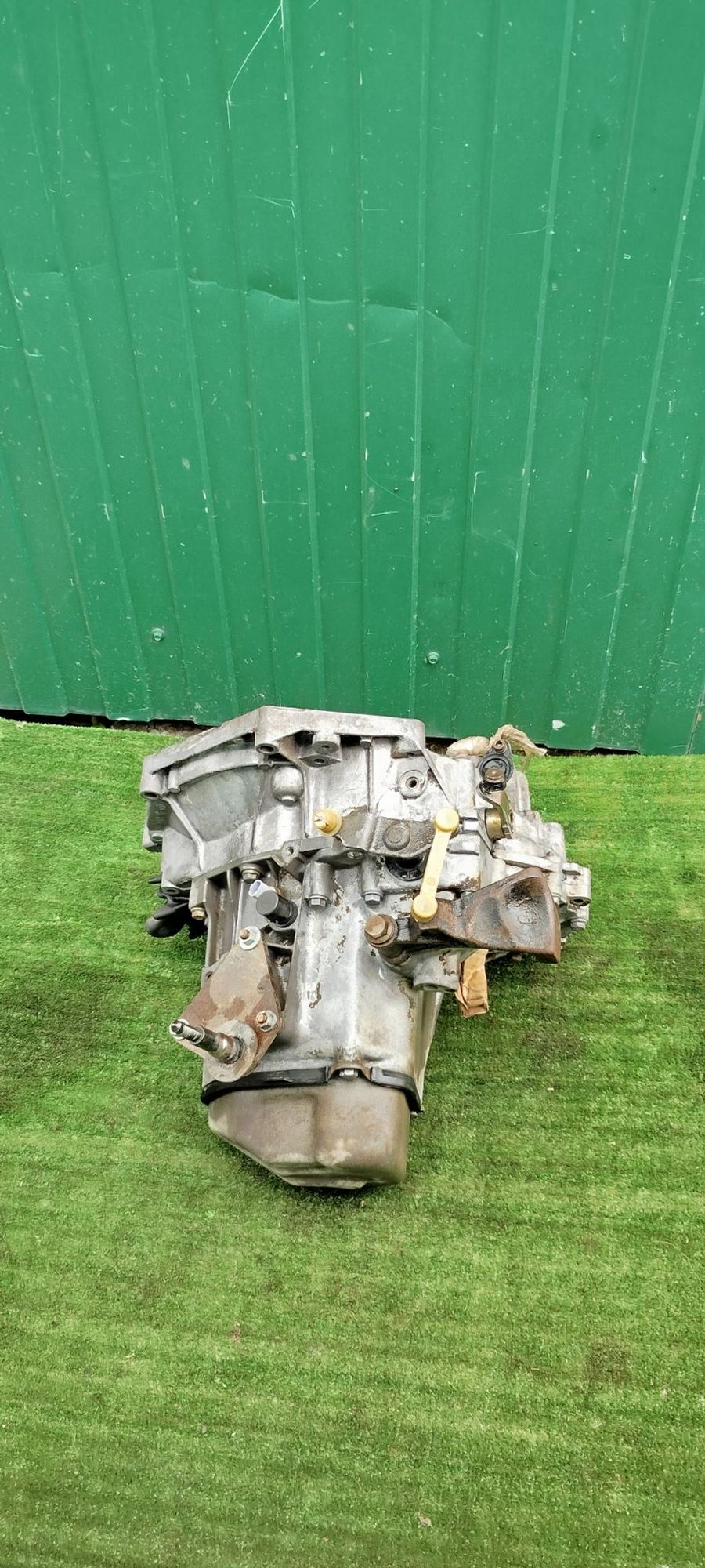 https://ycs.partsauto.market/partsauto-images/thmbs/userImages/2083c2a62fd034e59038f15de4c6b061/part/15066d57-15e7-47c1-872b-41ff61333e10_1779095649766.jpg