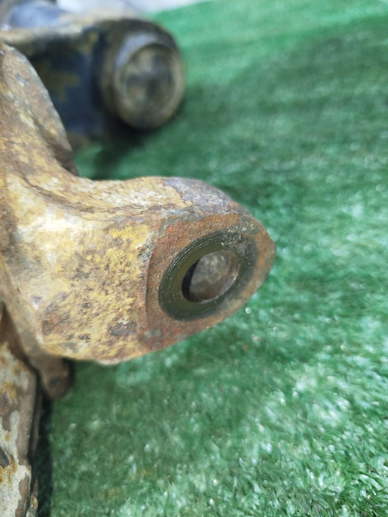 https://ycs.partsauto.market/partsauto-images/thmbs/userImages/2083c2a62fd034e59038f15de4c6b061/part/15efc32e-1d4a-4215-94b6-3b72e18e6d29_1782078145323.jpg