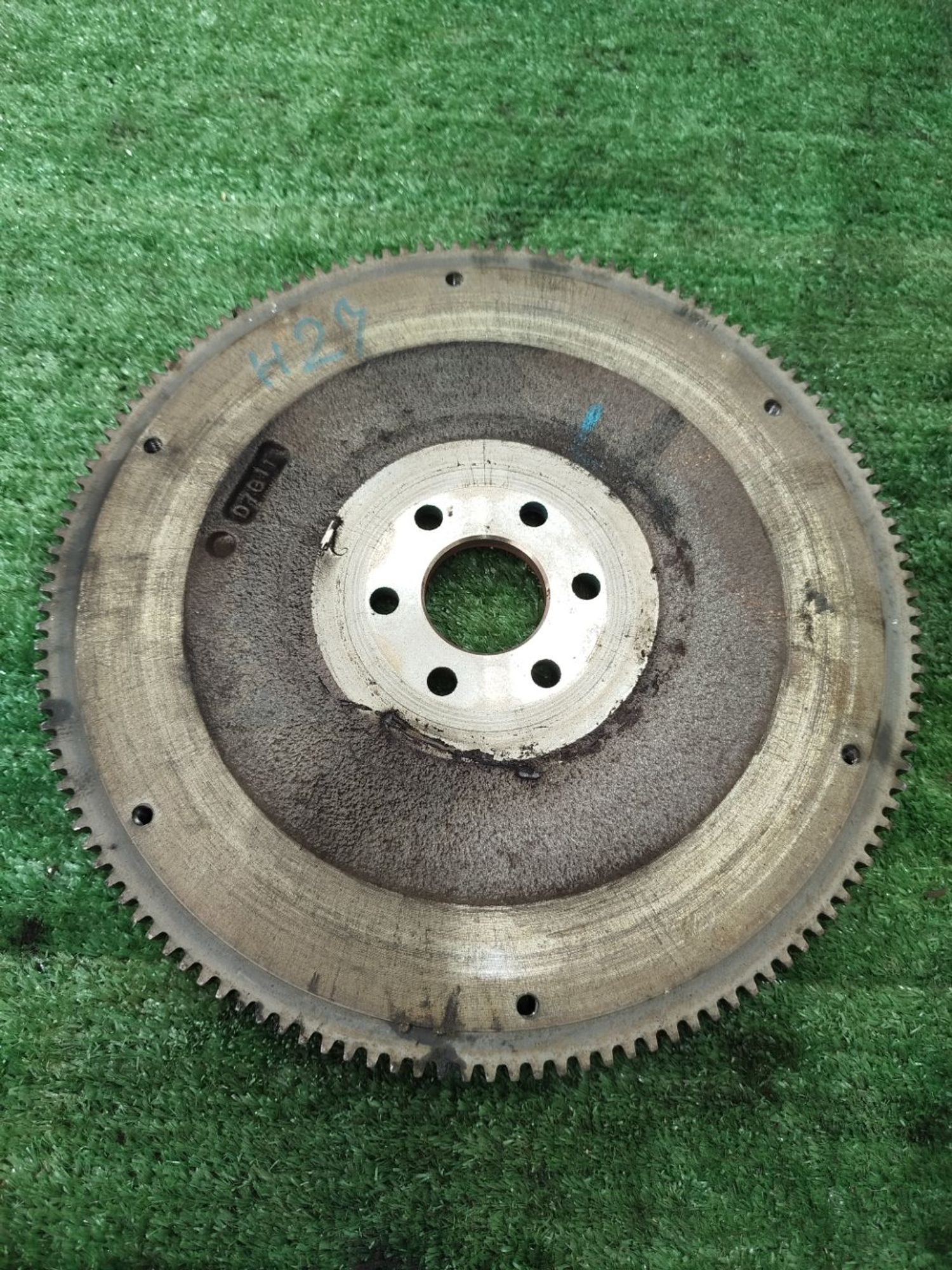 https://ycs.partsauto.market/partsauto-images/thmbs/userImages/2083c2a62fd034e59038f15de4c6b061/part/16d85924-507e-4eca-9cb8-86410a823bc6_1780048248141.jpg
