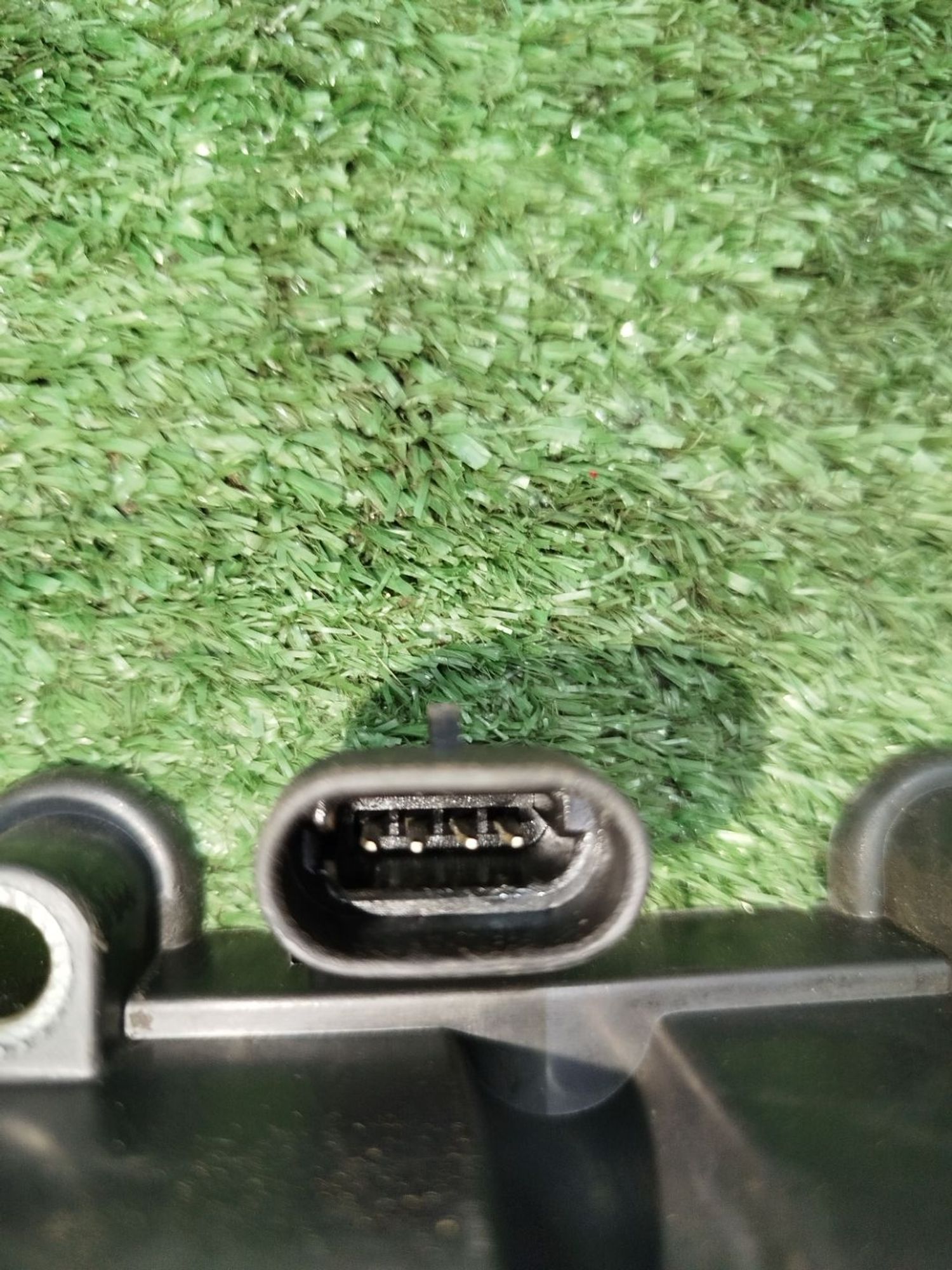 https://ycs.partsauto.market/partsauto-images/thmbs/userImages/2083c2a62fd034e59038f15de4c6b061/part/17562e3c-96eb-4058-8fe2-eee93fc42b85_1782072398795.jpg