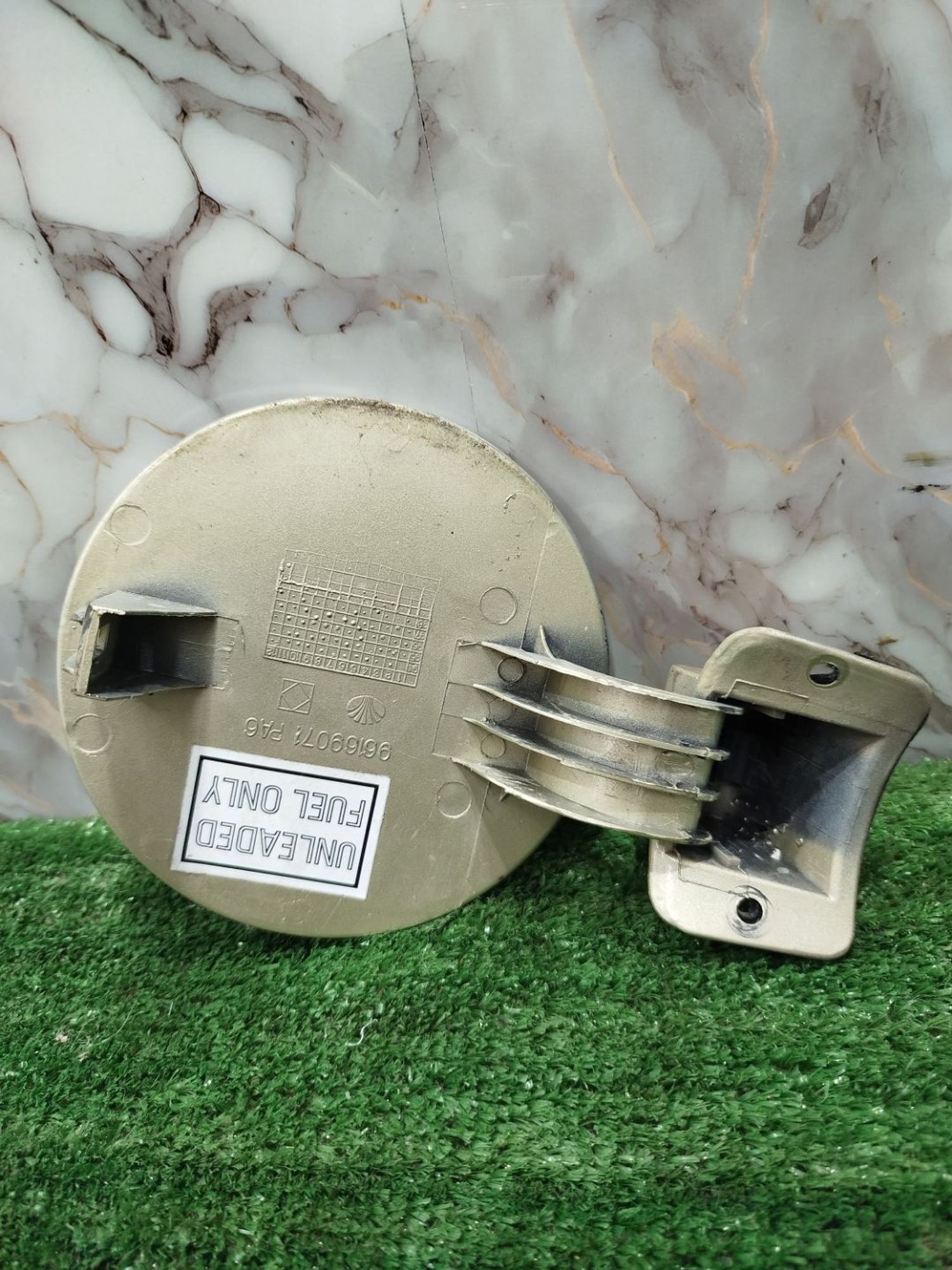 https://ycs.partsauto.market/partsauto-images/thmbs/userImages/2083c2a62fd034e59038f15de4c6b061/part/17dc541d-3b01-4434-abab-c5dd6697e4f8_1782163528250.jpg