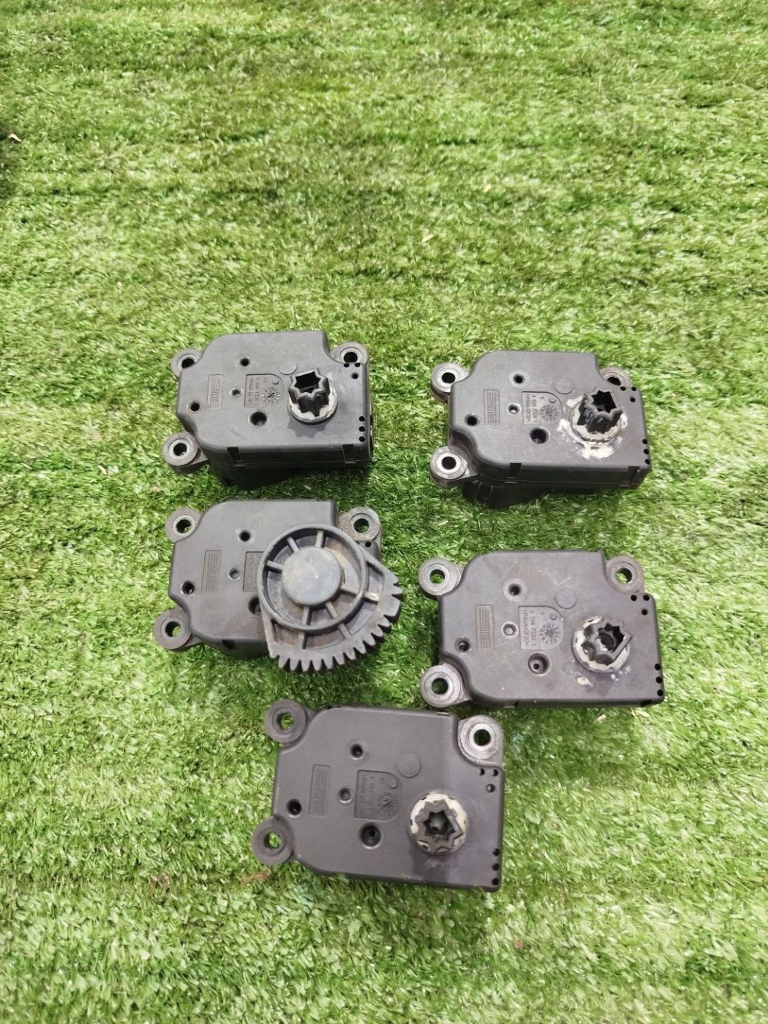 https://ycs.partsauto.market/partsauto-images/thmbs/userImages/2083c2a62fd034e59038f15de4c6b061/part/1cf6f5e6-d875-4053-8625-2c80591962ba_1785685856652.jpg